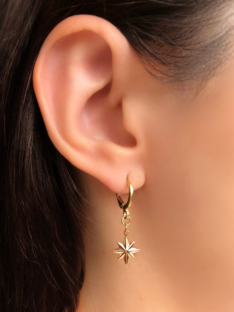 Par De Brinco Argola E Mini Estrela