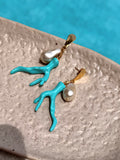 Brinco Metal Gota Com Alga Turquesa E Pérola Barroca Acrílica