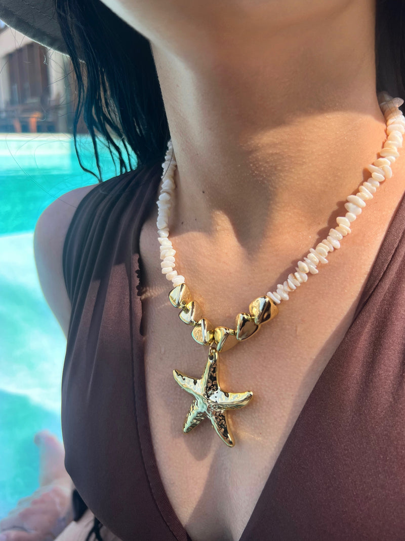 Colar Cascalho Madrepérola Estrela Dourada E Metais Orgânicos Dourados 45cm