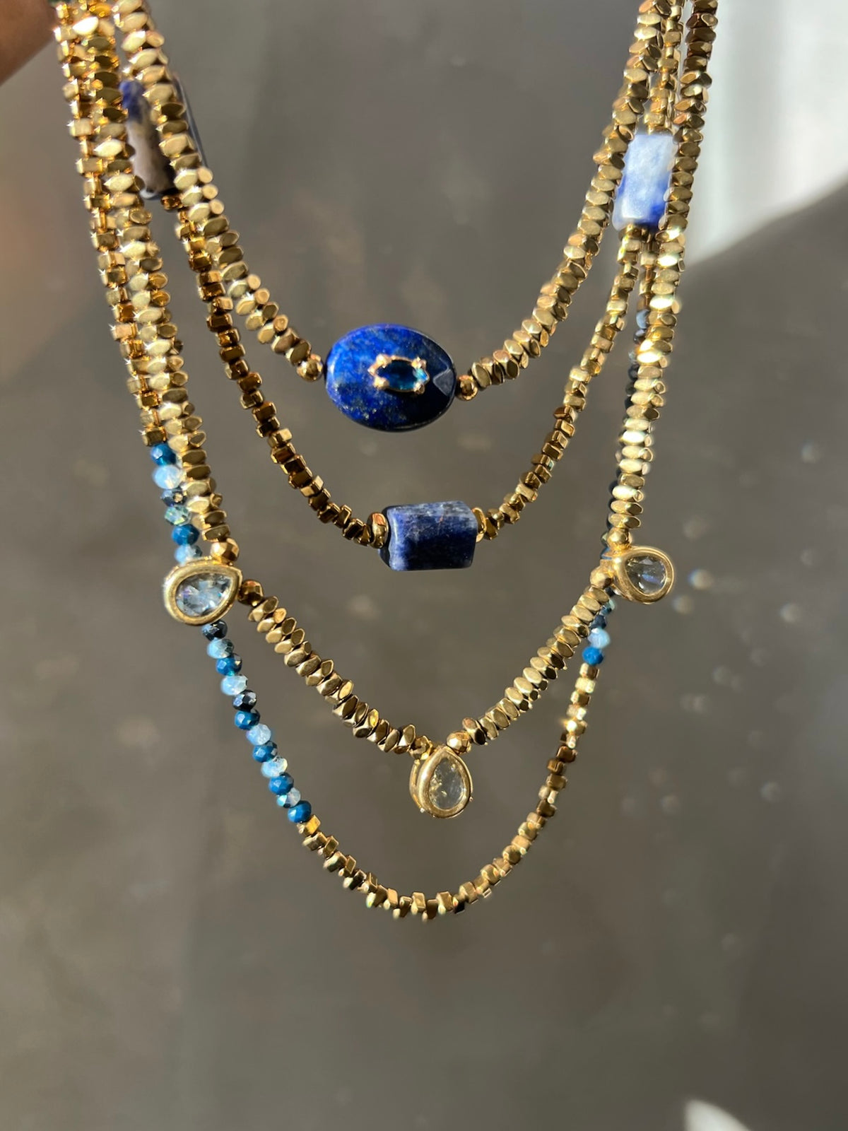 Mix De Quatro Colares Hematitas Com Lapis Lazuli e Sodalitas Naturais