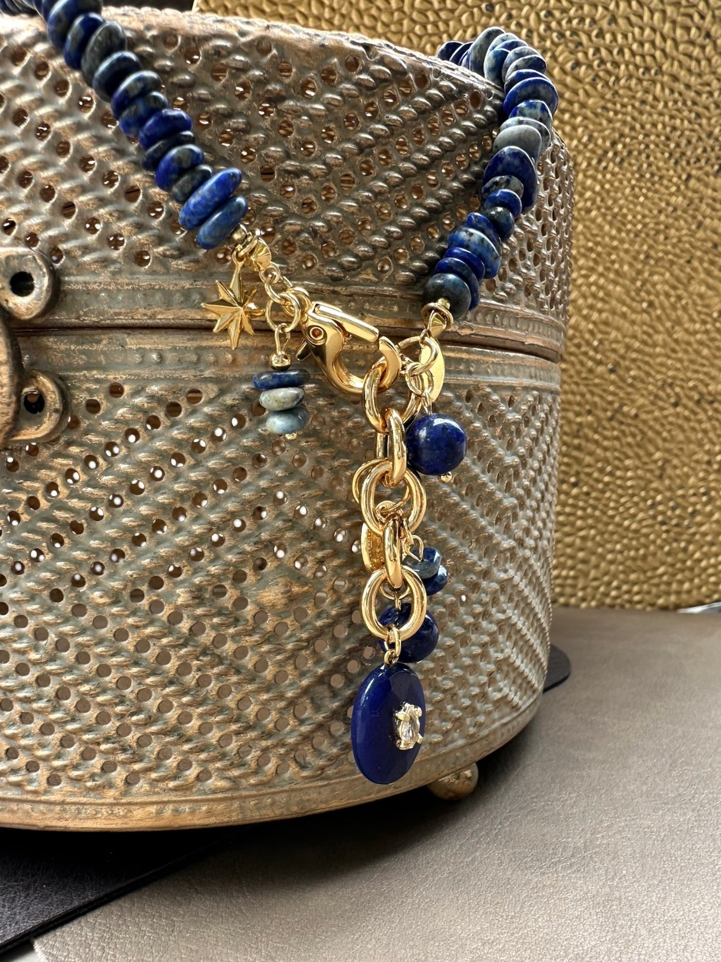 Colar Cascalho e Pedras Naturais Lapis Lazuli 50cm
