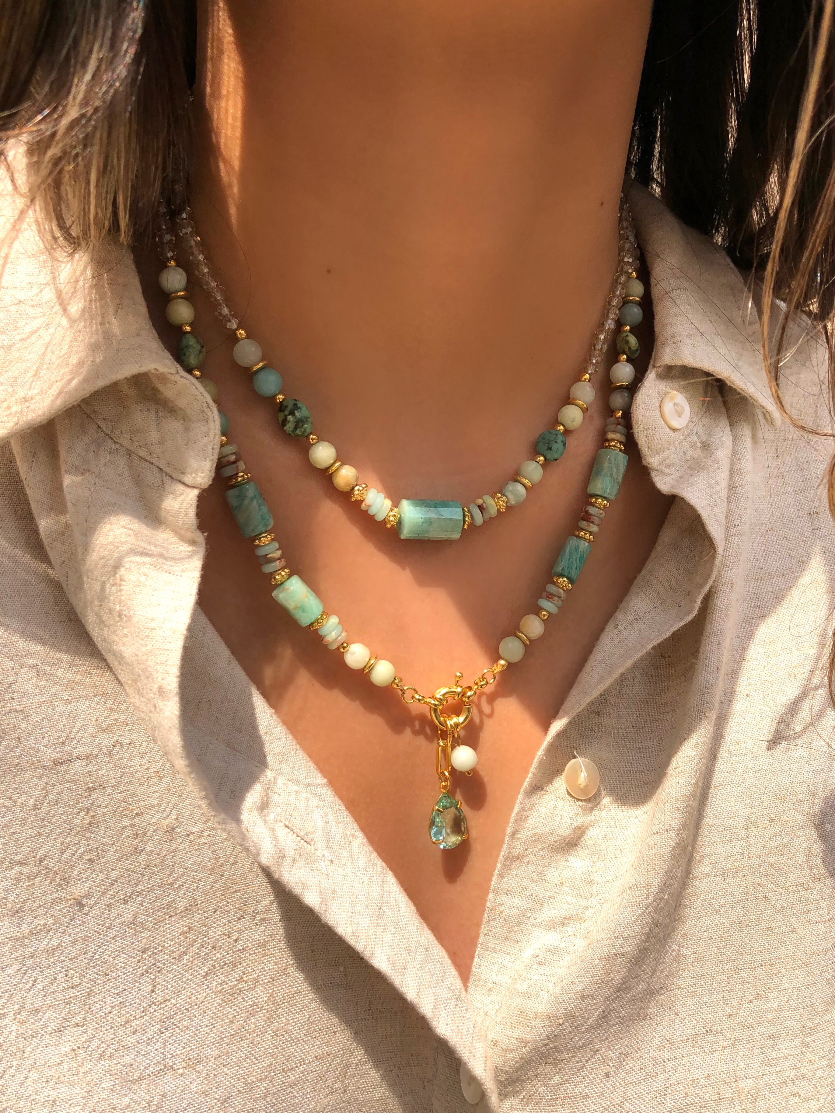 Mix De Dois Colares Natalia Com Pedra Natural Amazonita