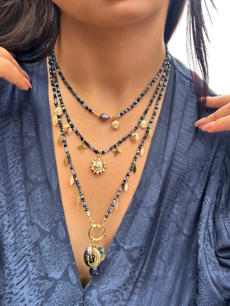 Mix De Três Colares Tons De Azul Com Pingentes De Céu