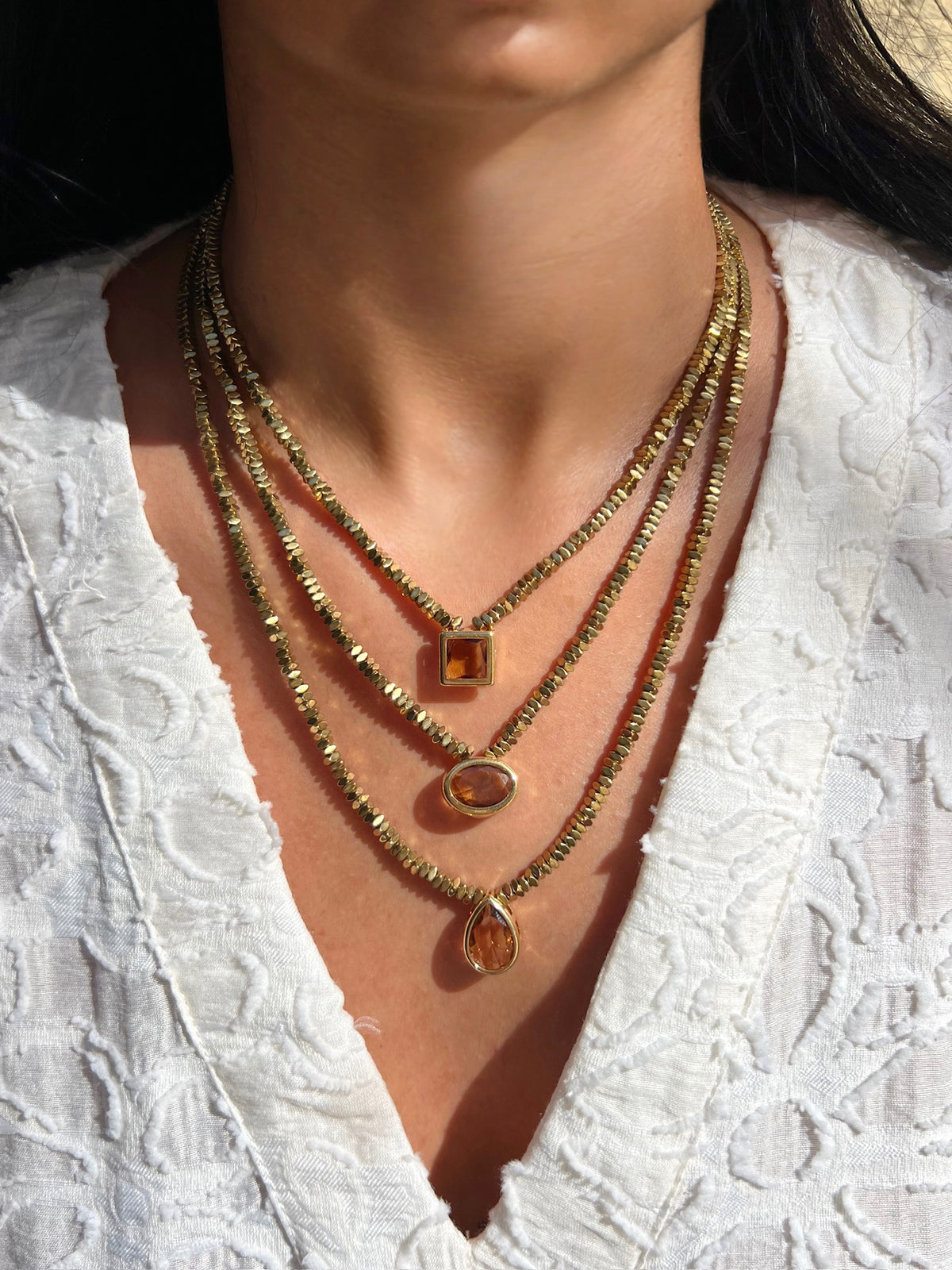 Mix De Três Colares Hematitas Naturais Com Cristal Cor Marrom