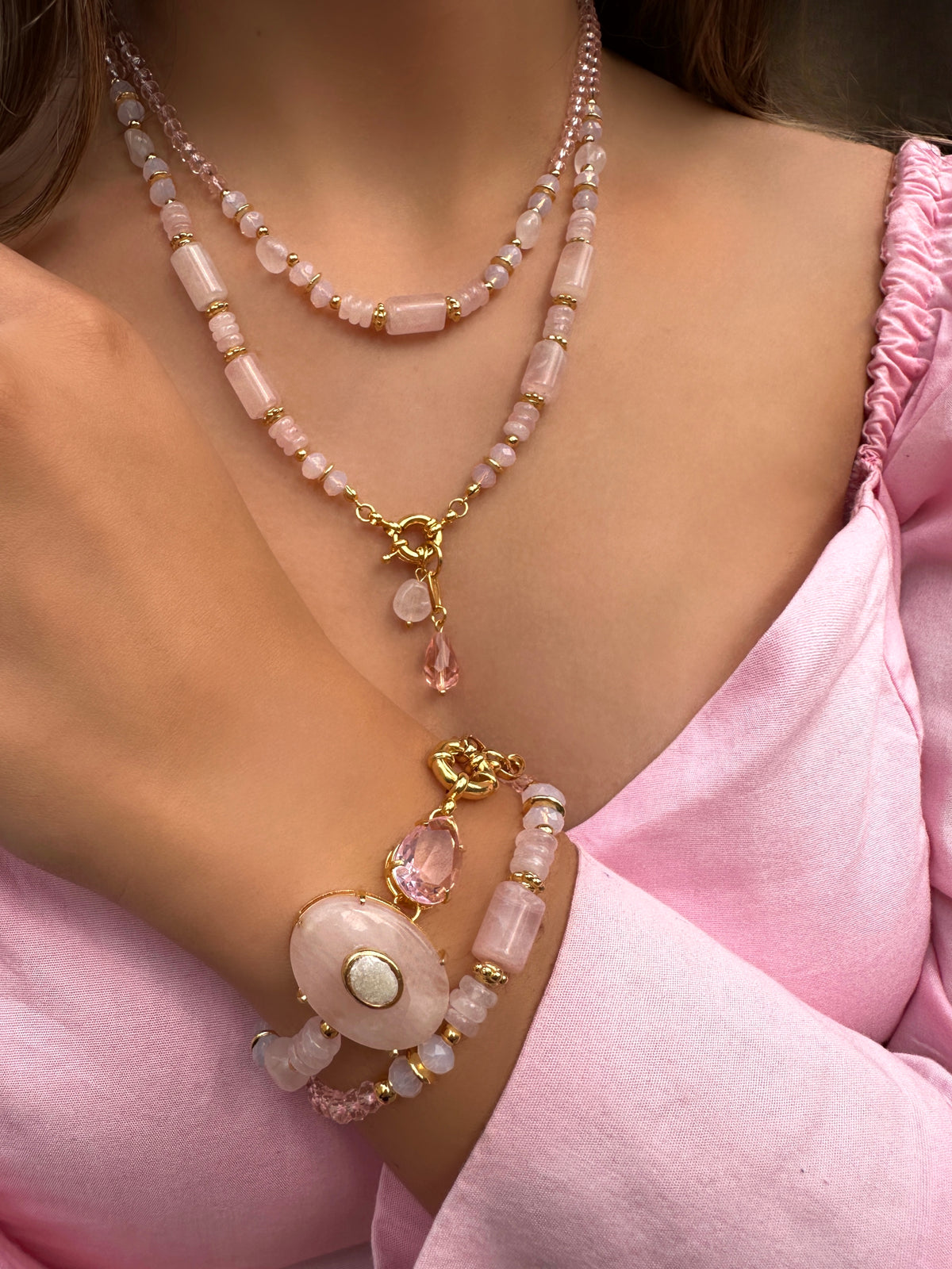Mix De Colares Celina com Pedra Natural Quartzo Rosa