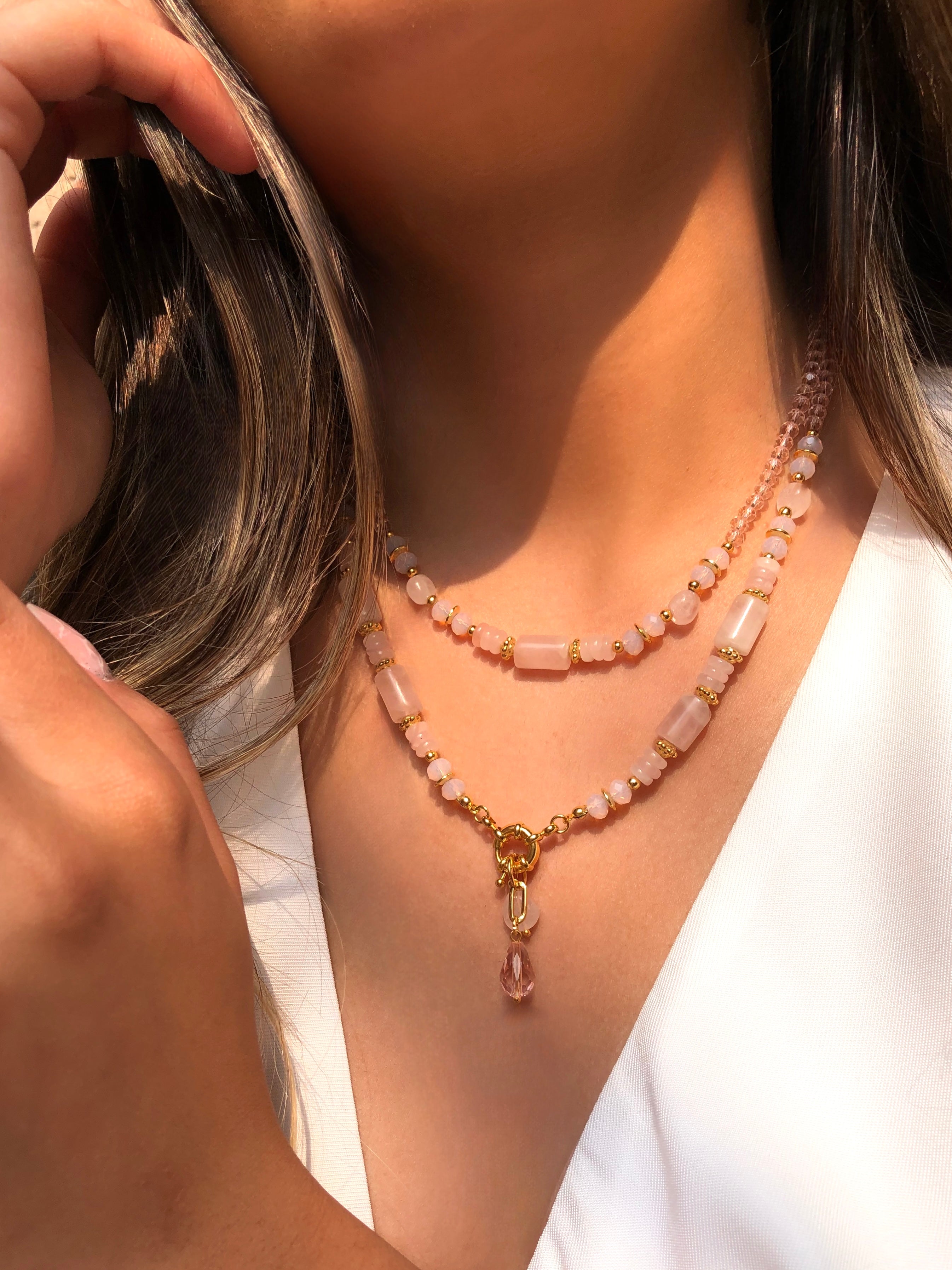 Mix De Colares Celina com Pedra Natural Quartzo Rosa