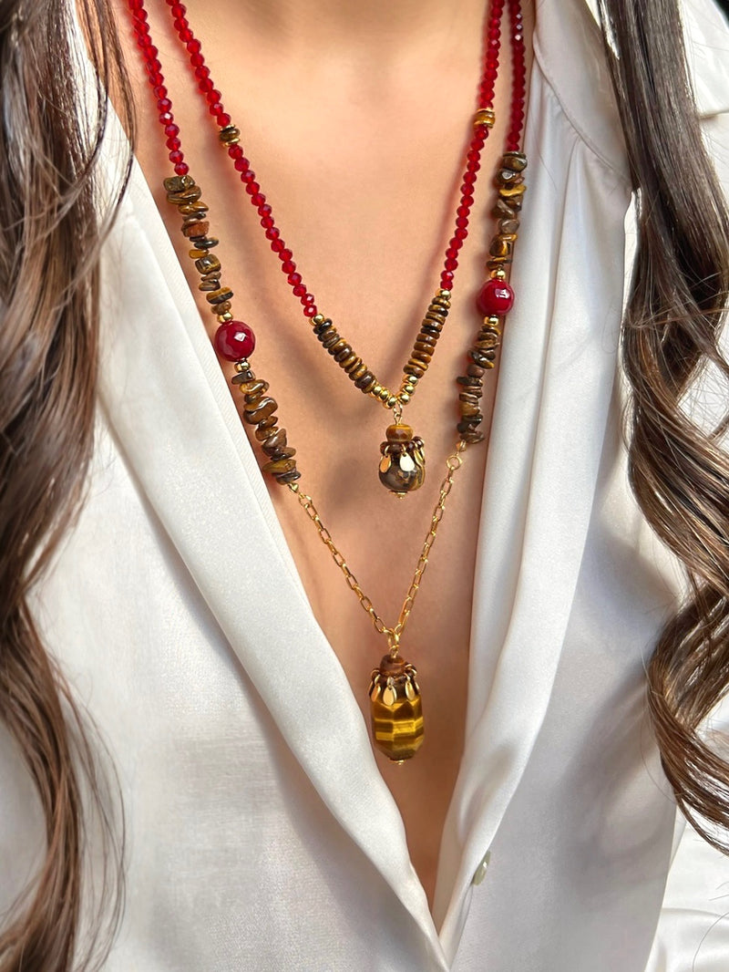 Mix De Dois Colares Cristais Vermelho E Pedra Olho De Tigre