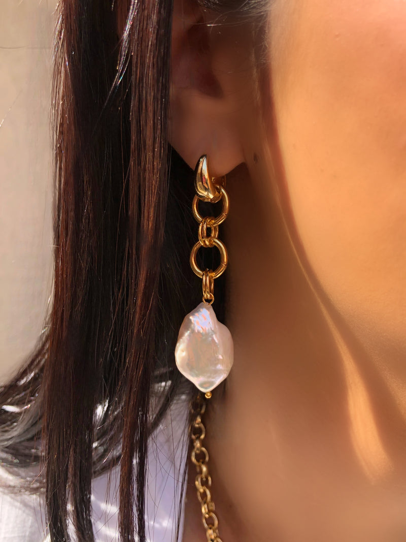 Par De Brinco Argola Elos E Pérola Barroca