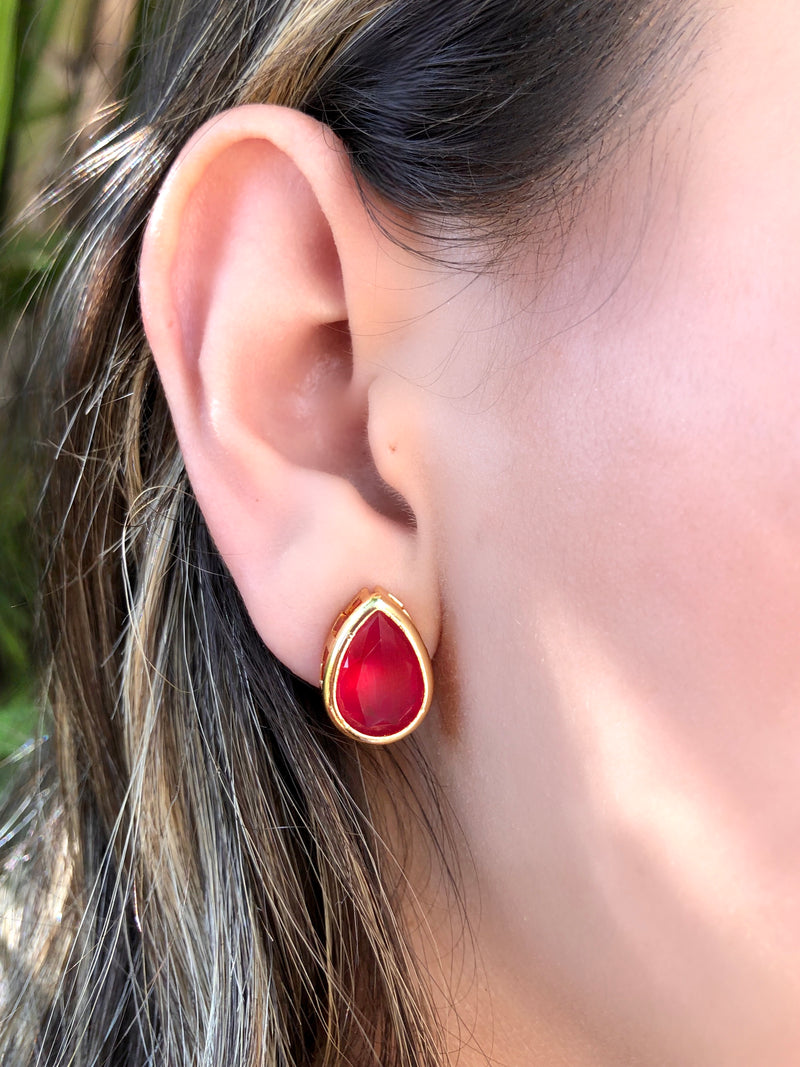 Par De Brincos Diana Gota Cristal Lapidada Cor Vermelho Cherry