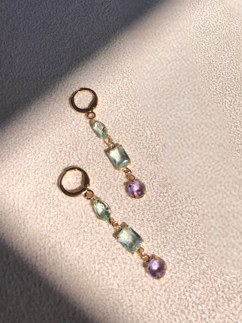 Par de Brinco Três Pedras Cor Berilo, Água Marinha E Tanzanita