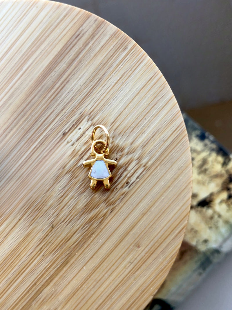 Pingente Menina Pequena*