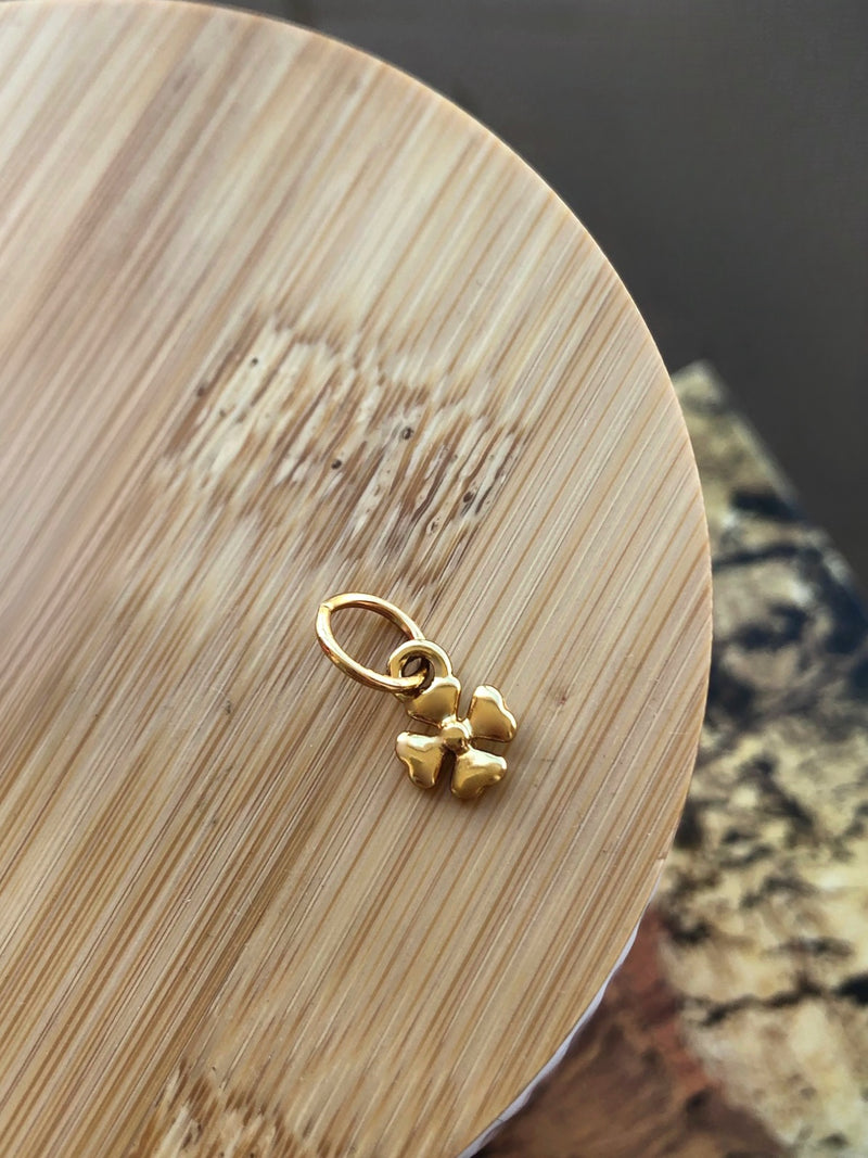 Pingente Mini Trevo*