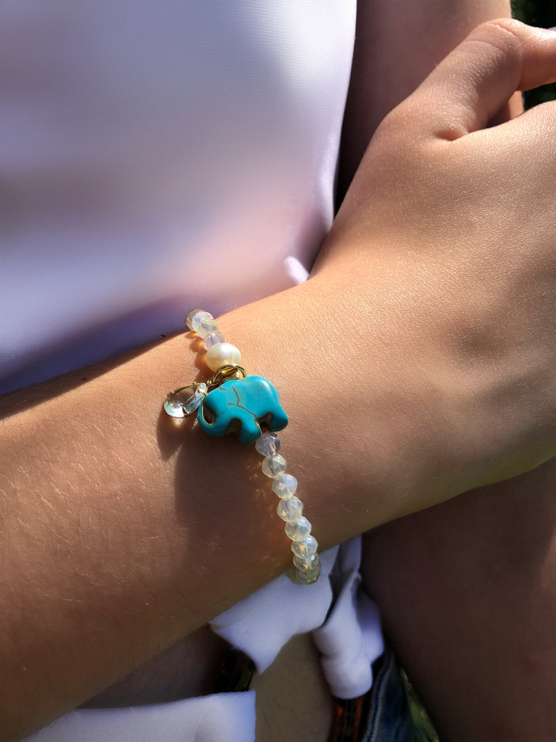 Pulseira Maite Gota Lapidada Água Marinha Com Elefante Turquesa