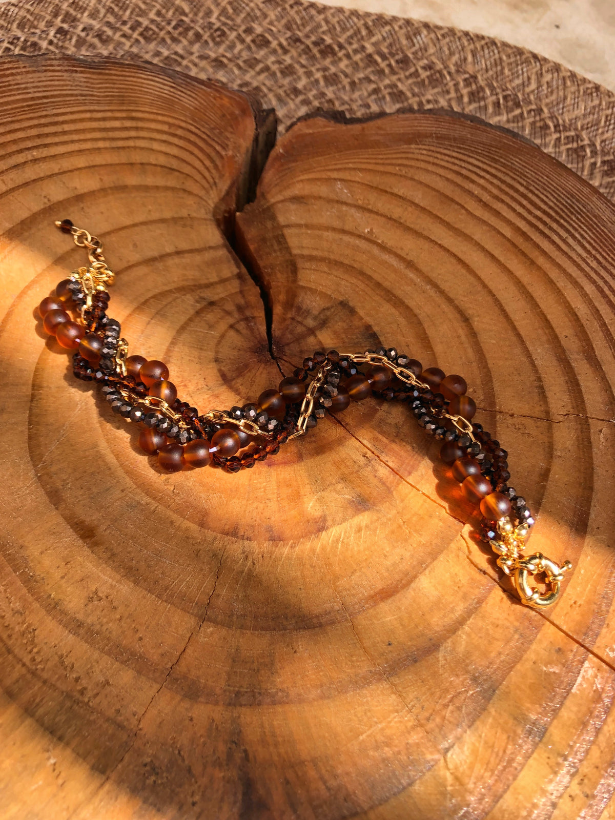 Pulseira Rebeca Torcido Com Cristais E Corrente Tons Marrom 18cm