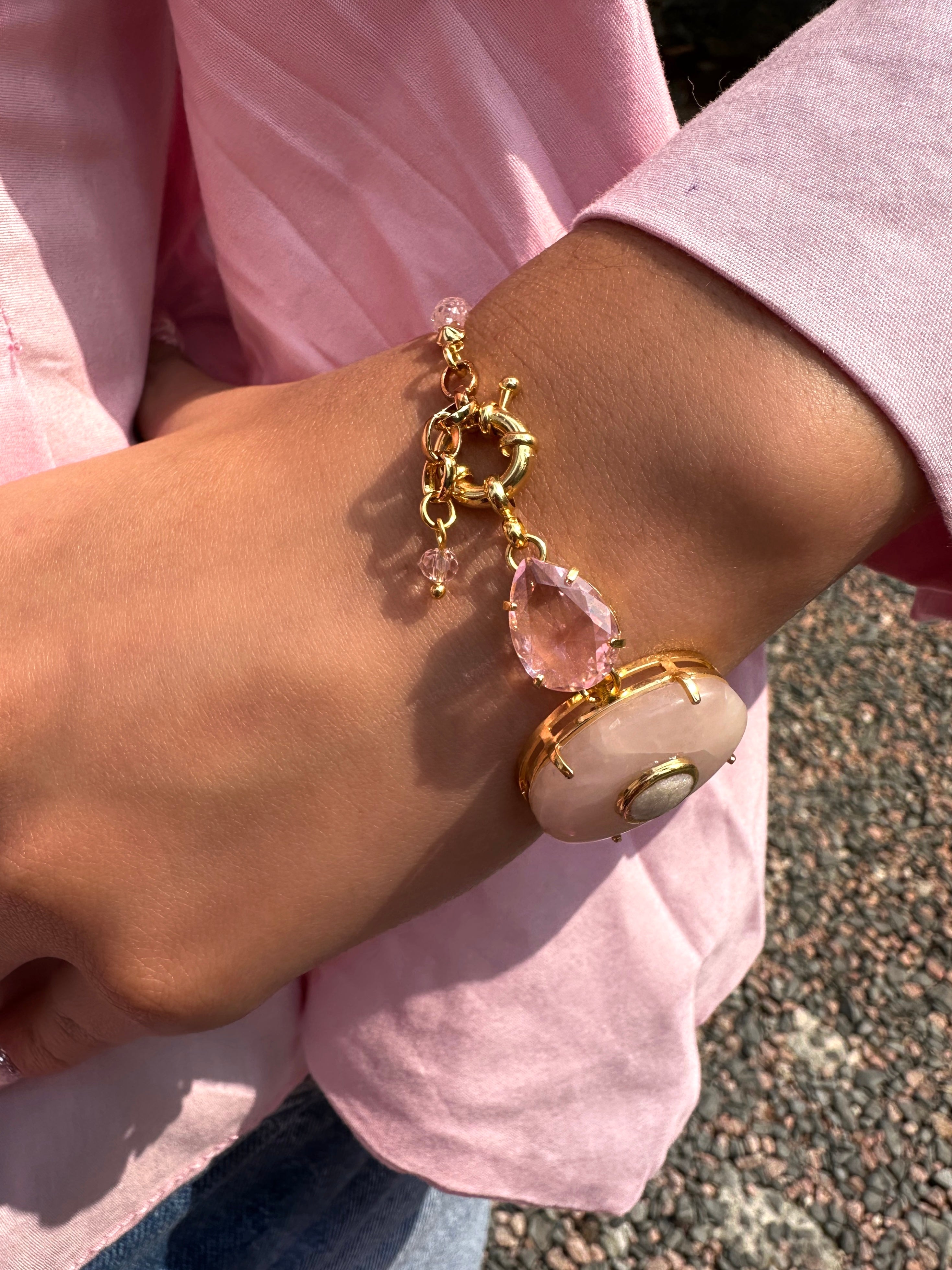 Pulseira Celina Pedra Natural Quartzo Rosa e Gota
