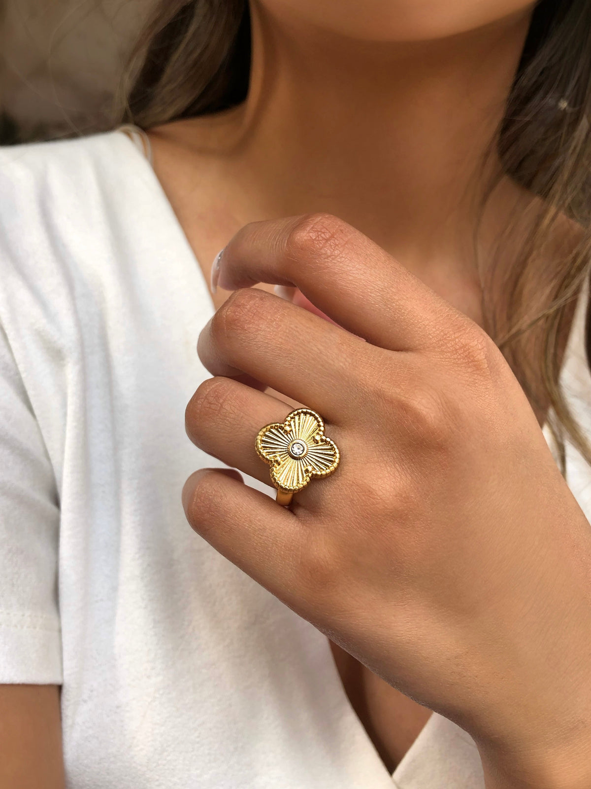 Anel Trevo Banho Ouro 18k - Tiff Joias