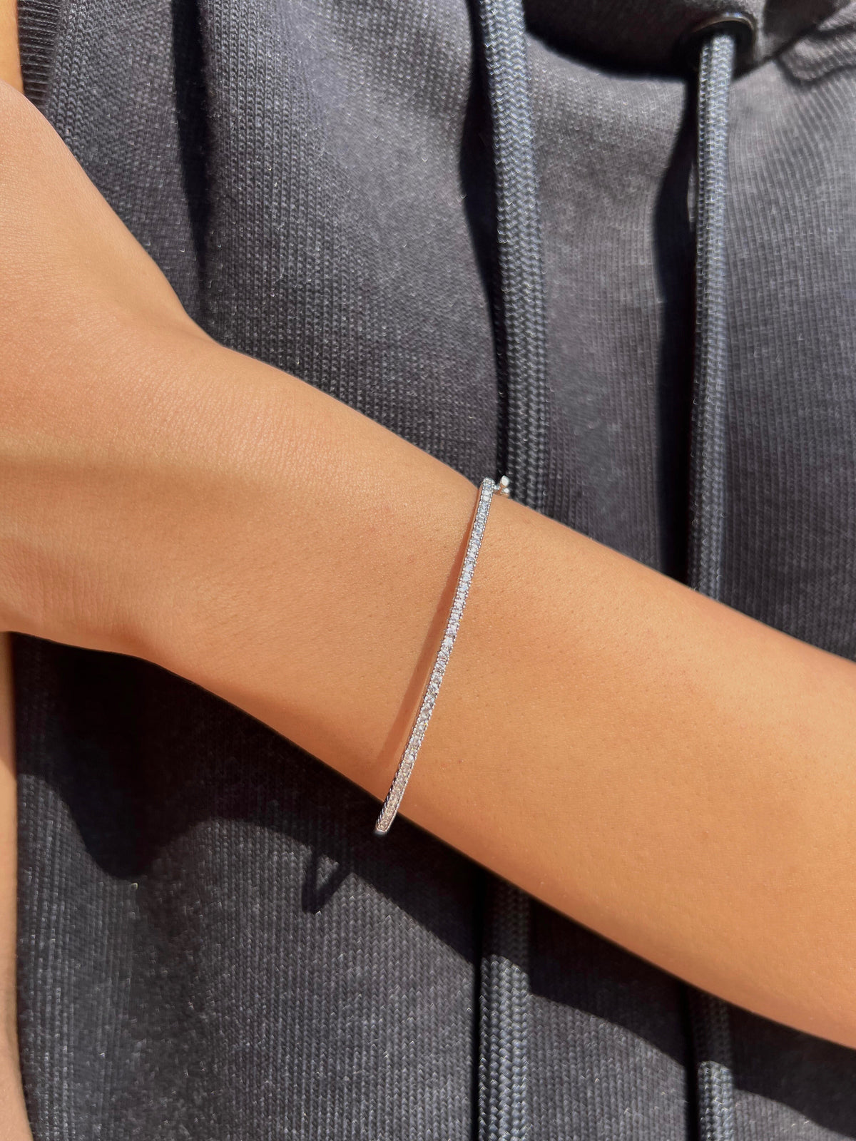 Bracelete Fino Ródio Branco Com Micro Zircônias - Tiff Joias