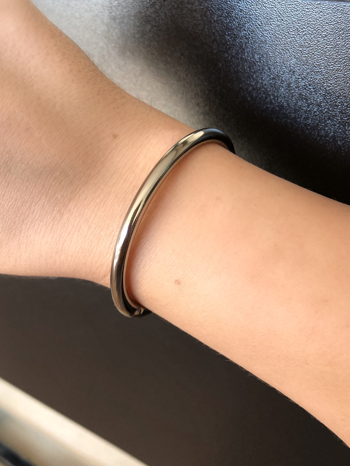 Bracelete Liso Fino Em Banho Ródio Branco 17cm - Tiff Joias