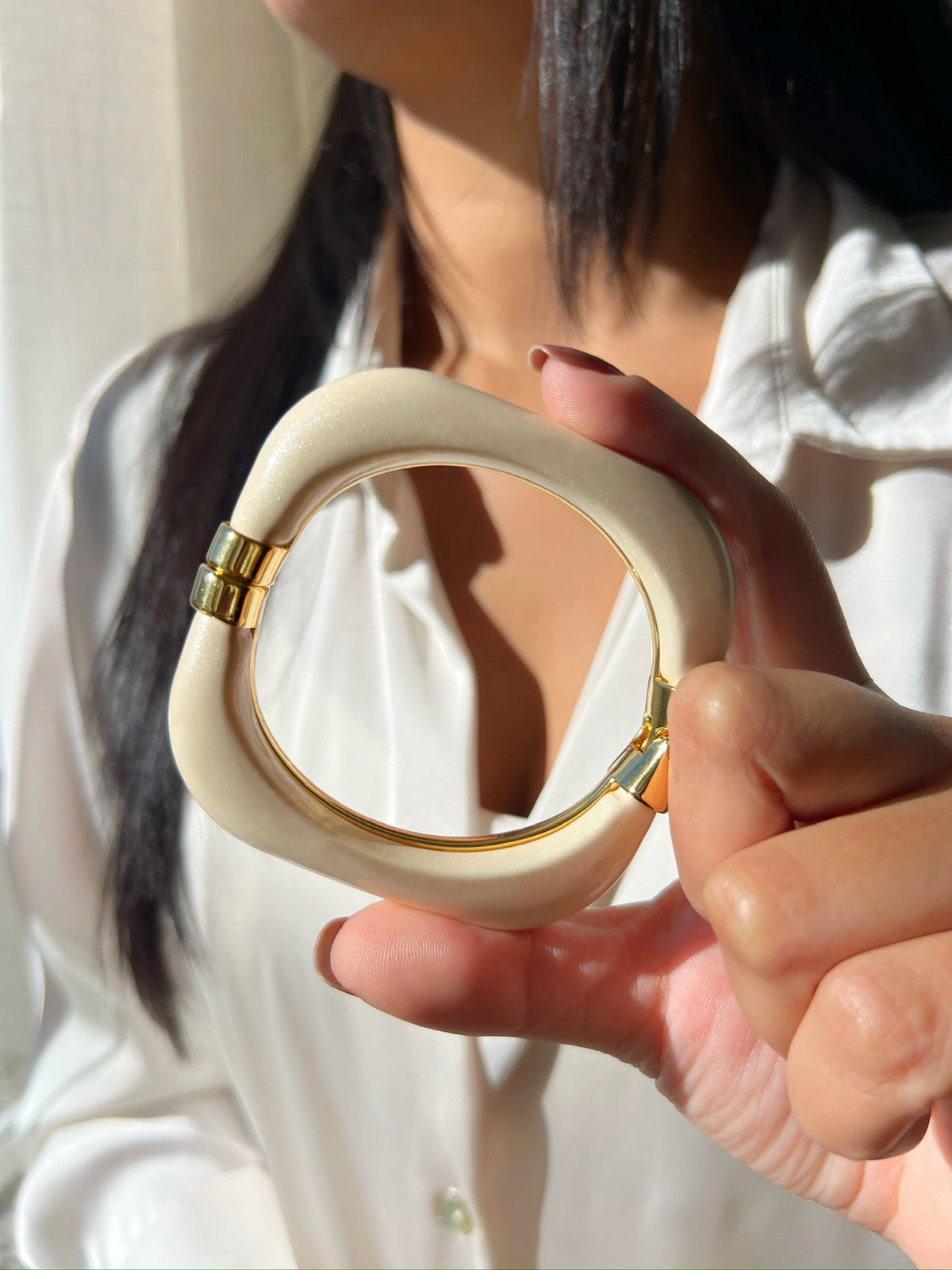 Bracelete Quadrado Acrílico Branco - Tiff Joias