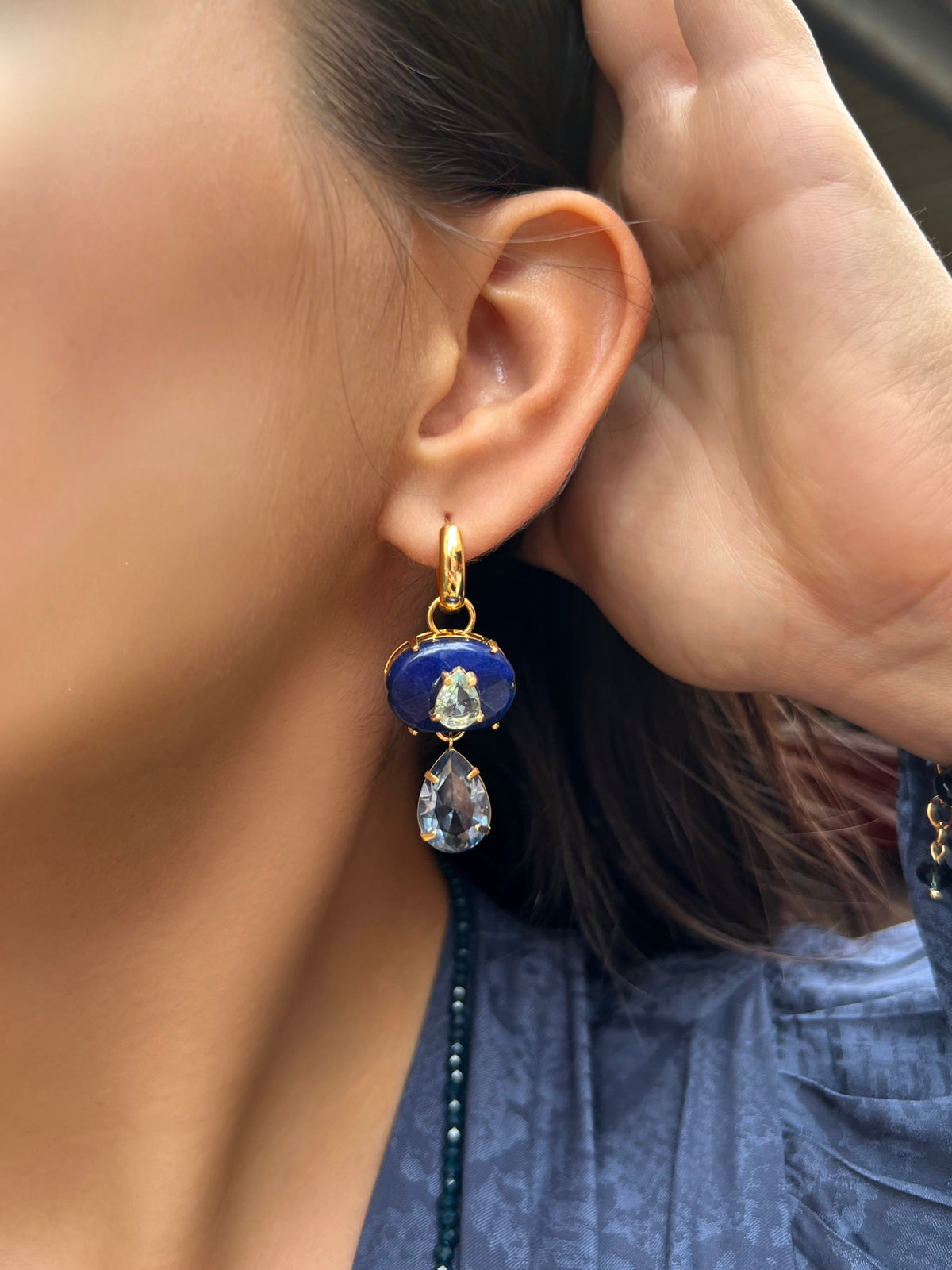 Brinco Argola Pedras Naturais Safira Azul e Gota - Tiff Joias