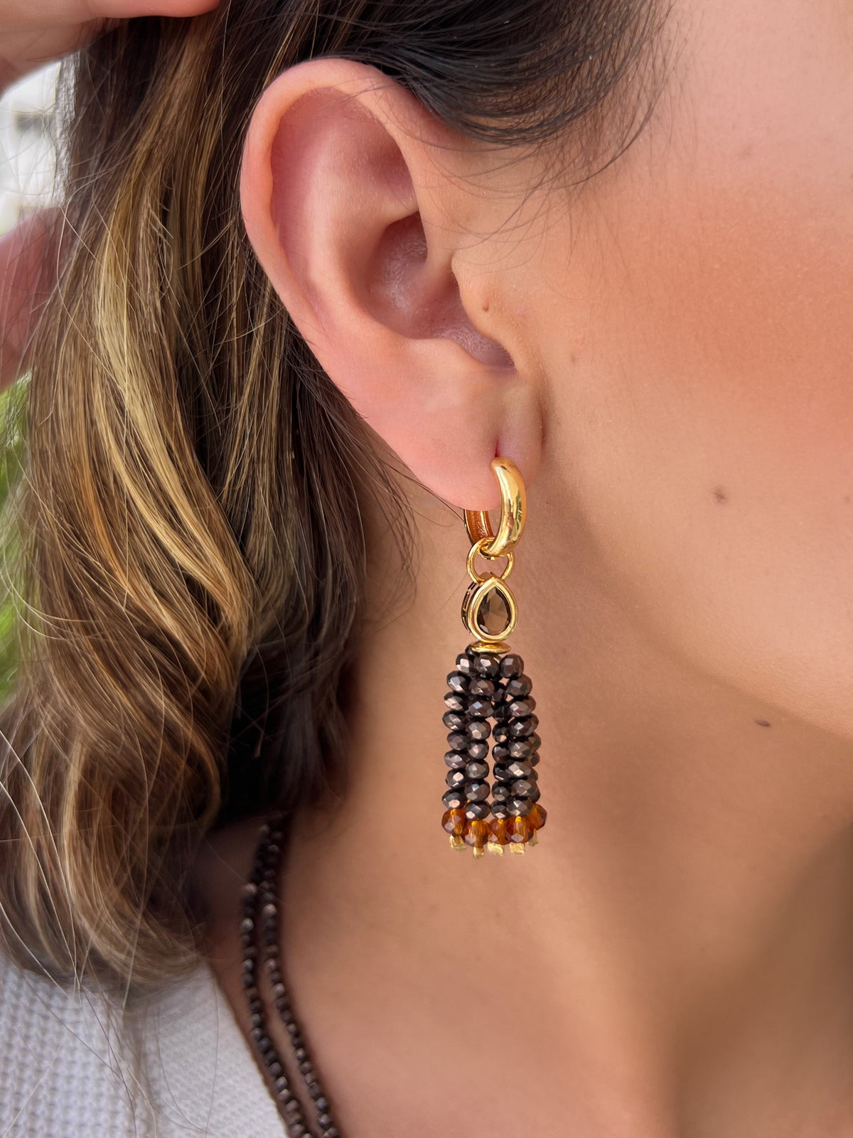 Brinco Carol Argola Mini Tassel Marrom - Tiff Joias