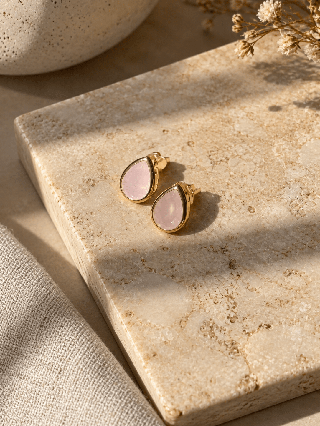 Brinco Diana Cristal Cor Quartzo Rosa - Tiff Joias