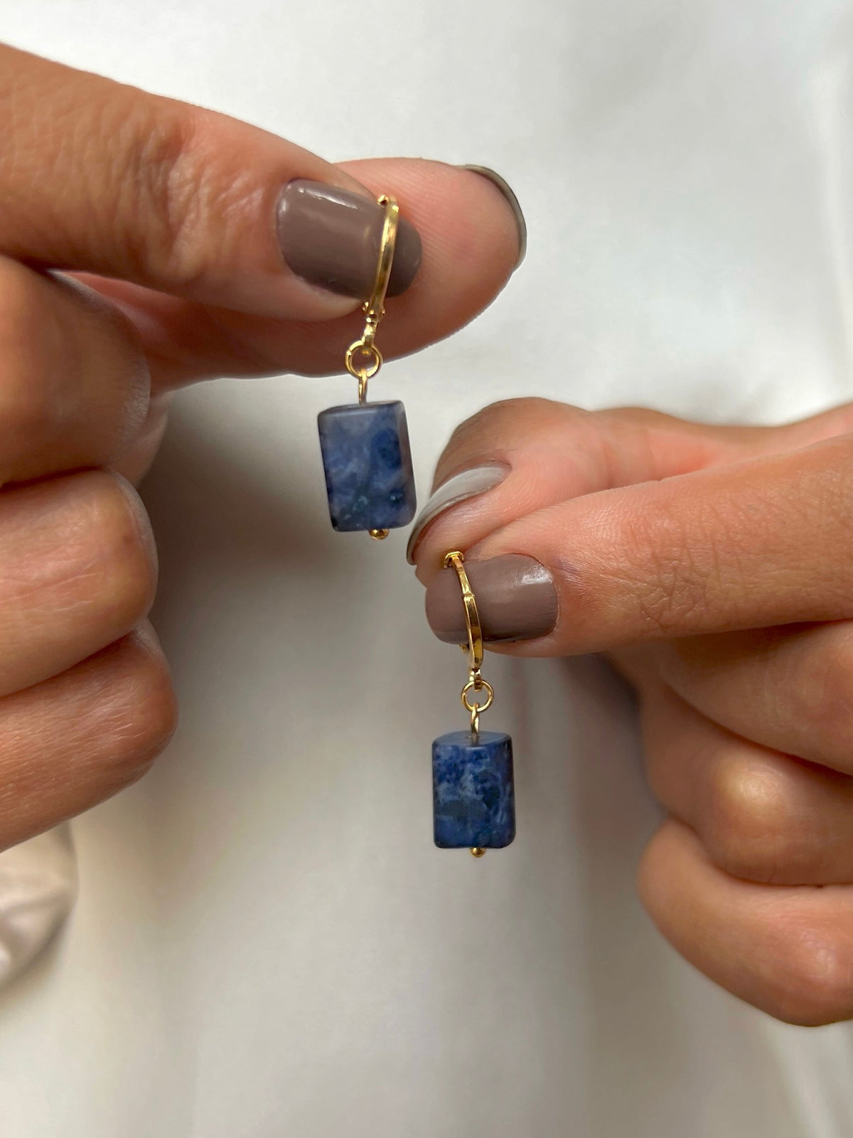 Brinco Pedra Sodalita Natural Com Argola - Tiff Joias