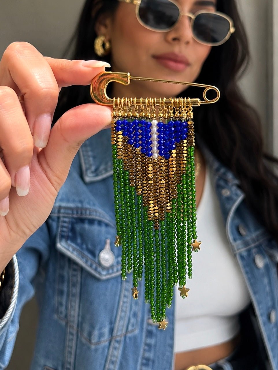Broche Bandeira Brasil Com Hematitas e Estrelas - Tiff Joias