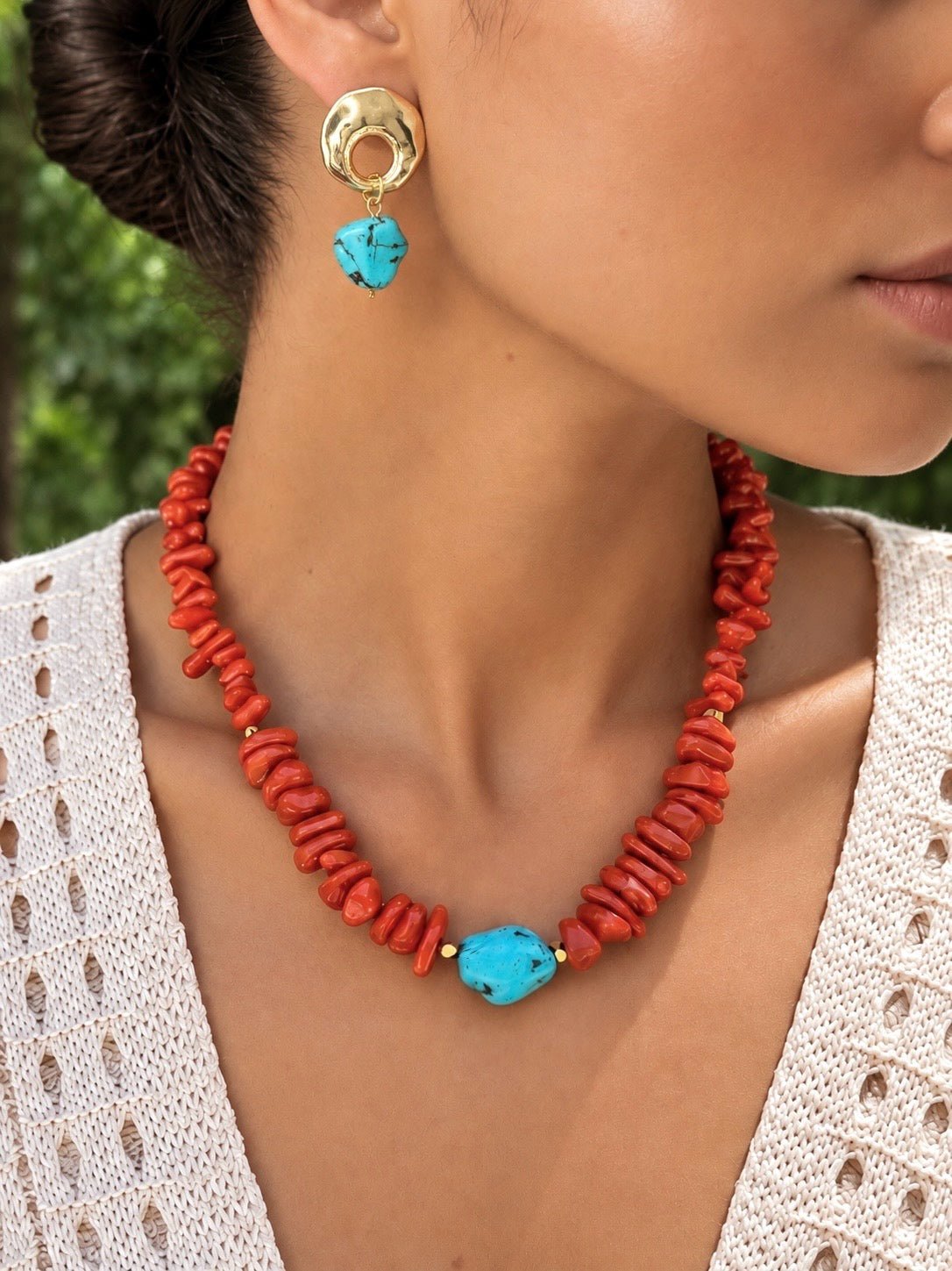 Colar Cascalho Acrílico Coral Com Pedra Turquesa Natural 42cm - Tiff Joias
