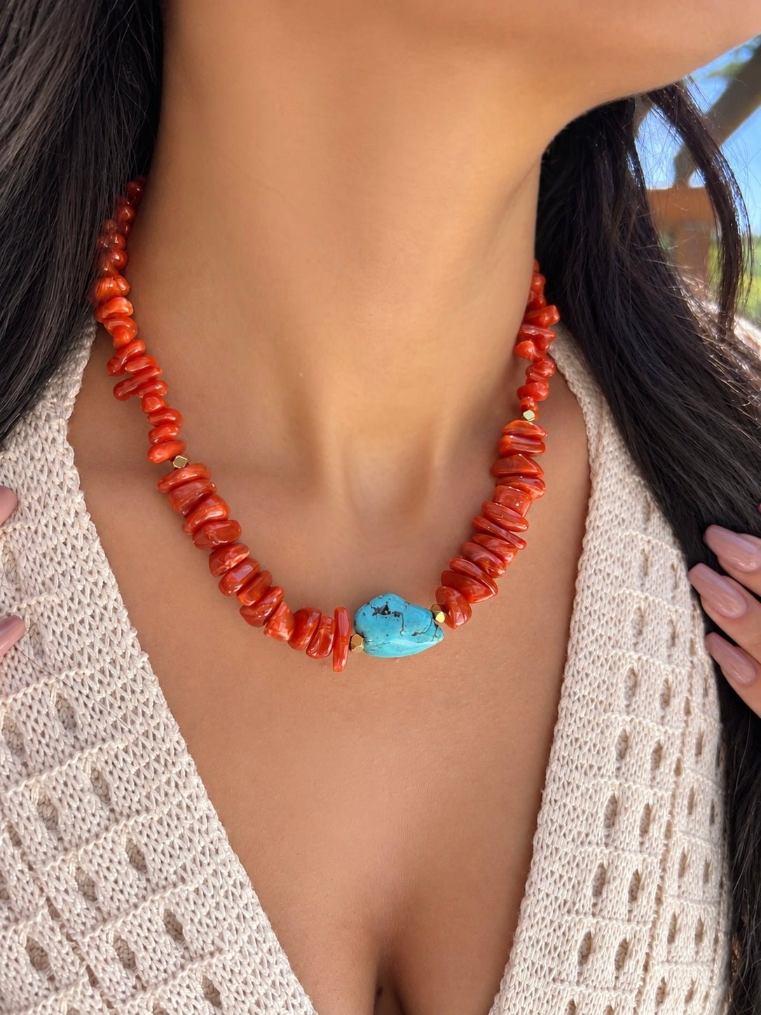 Colar Cascalho Acrílico Coral Com Pedra Turquesa Natural 42cm - Tiff Joias
