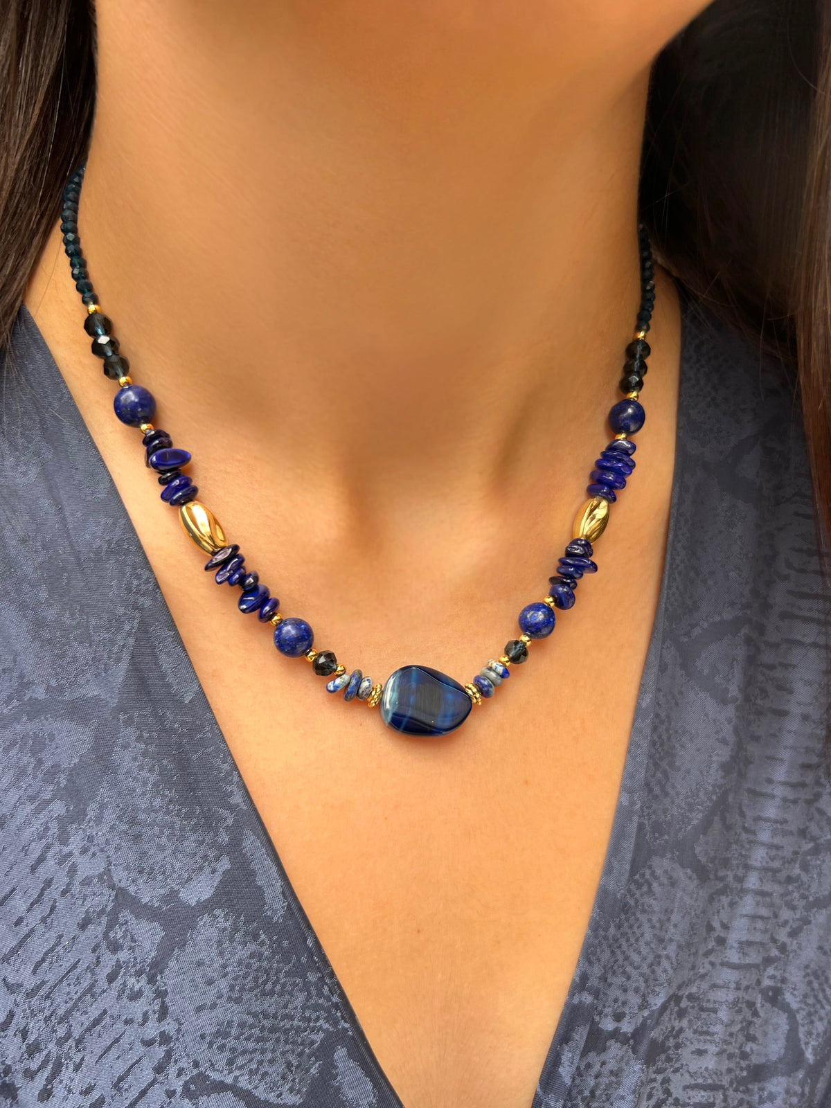 Colar Com Cristais e Pedras Naturais Com Ágata Azul 45cm - Tiff Joias