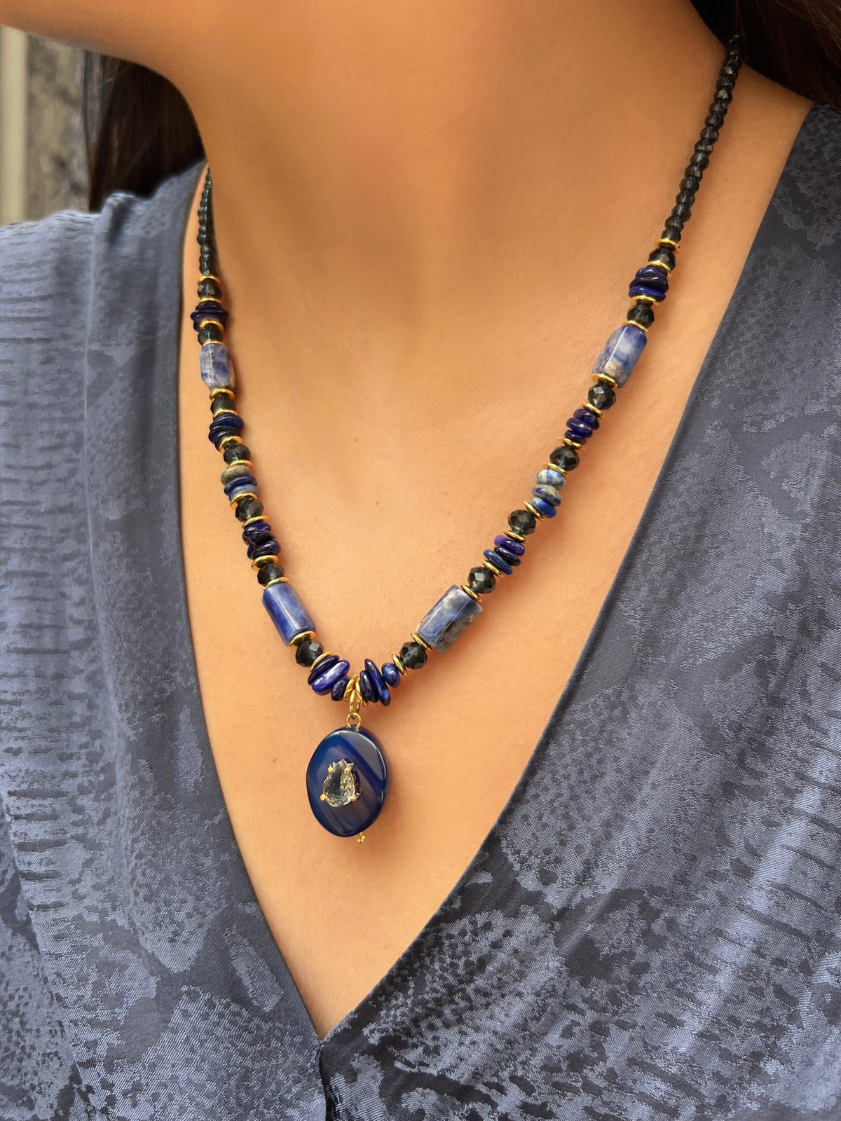 Colar Com Pedras Naturais Lapis Lazuli e Ágata Azul 50cm - Tiff Joias