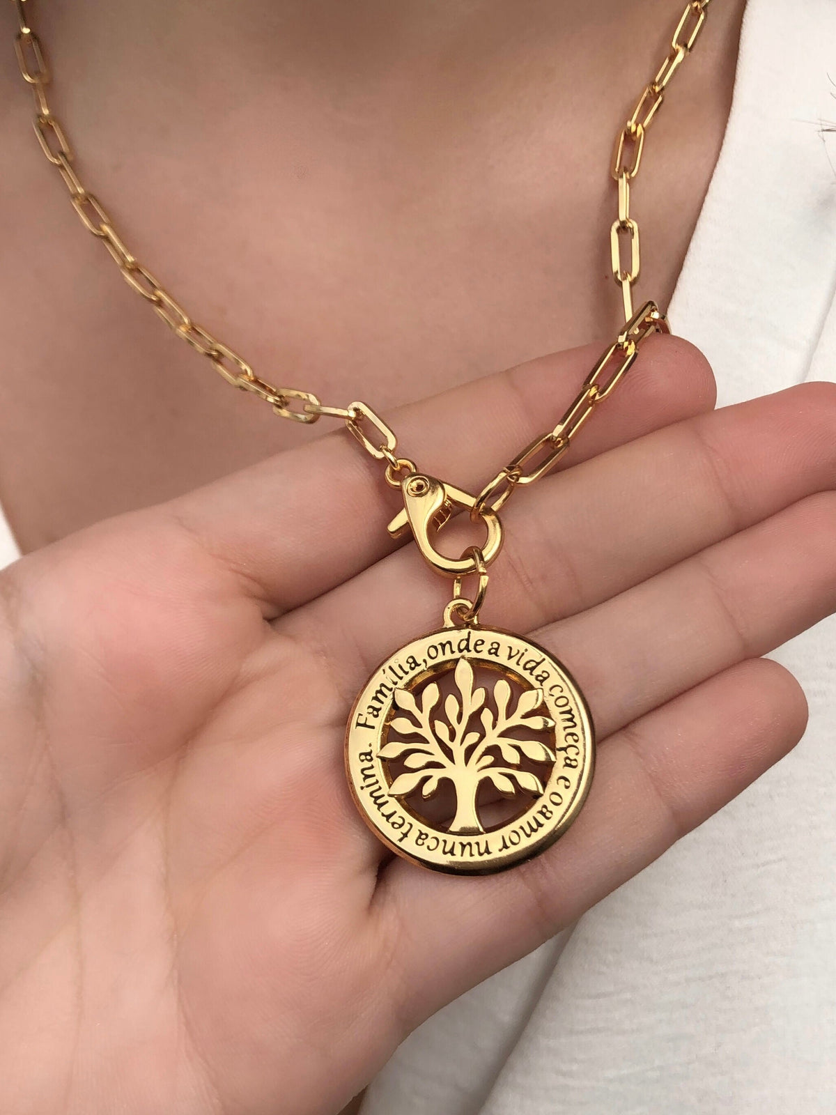 Colar Corrente Elos Fina Com Medalha Árvore Da Vida - Tiff Joias