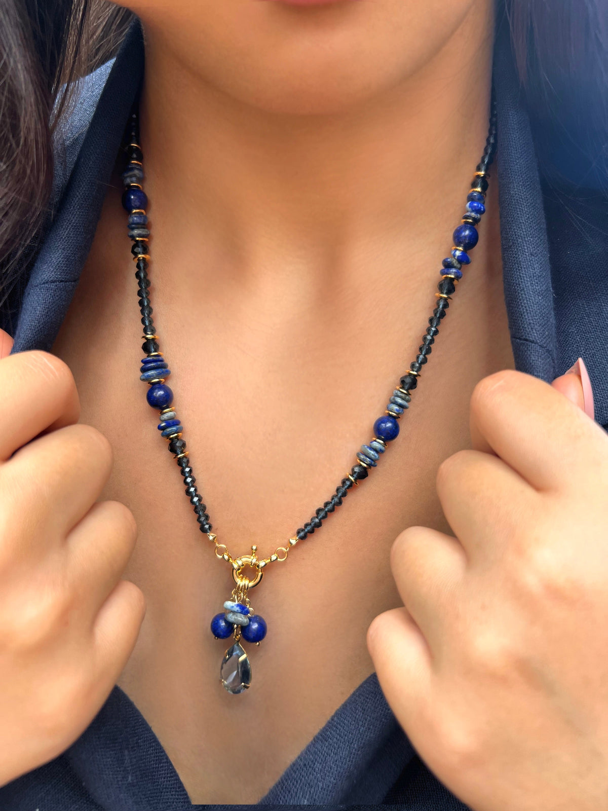 Colar Cristais Cor Montana e Cachos Pedra Lapis Lazuli 55cm - Tiff Joias