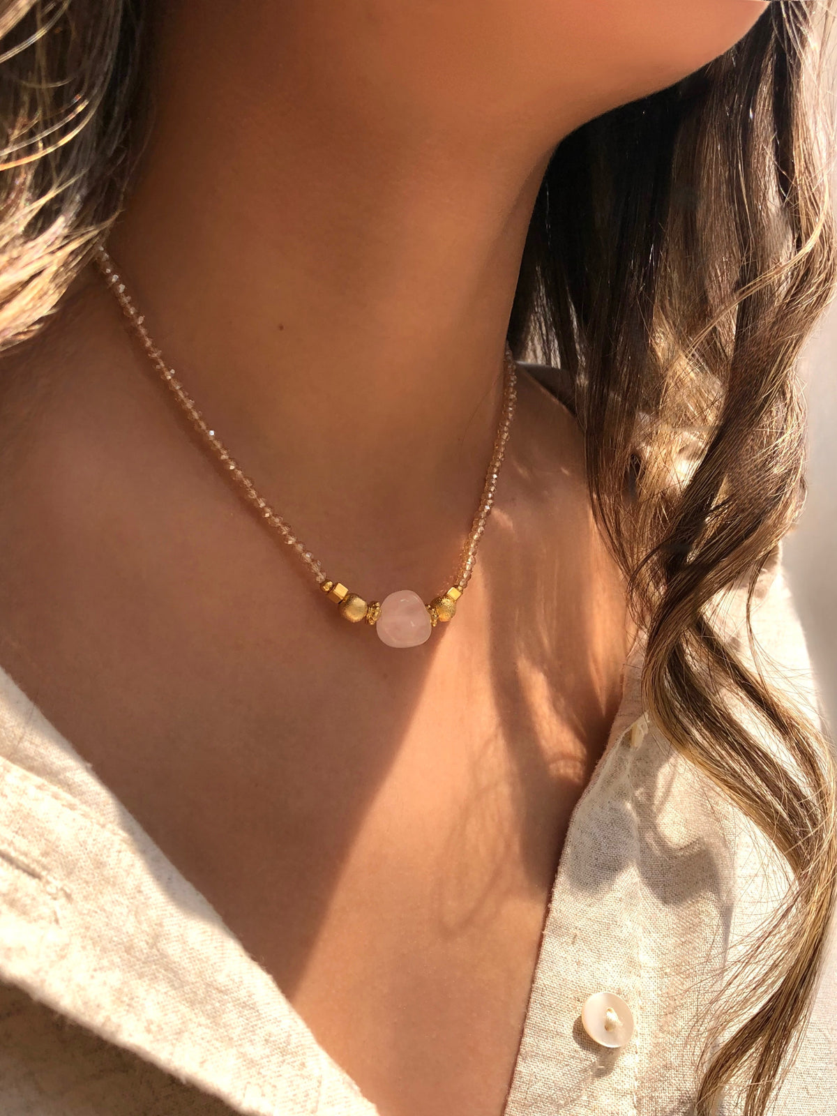 Colar Fernanda Pedra Rolada Quartzo Rosa 42cm - Tiff Joias