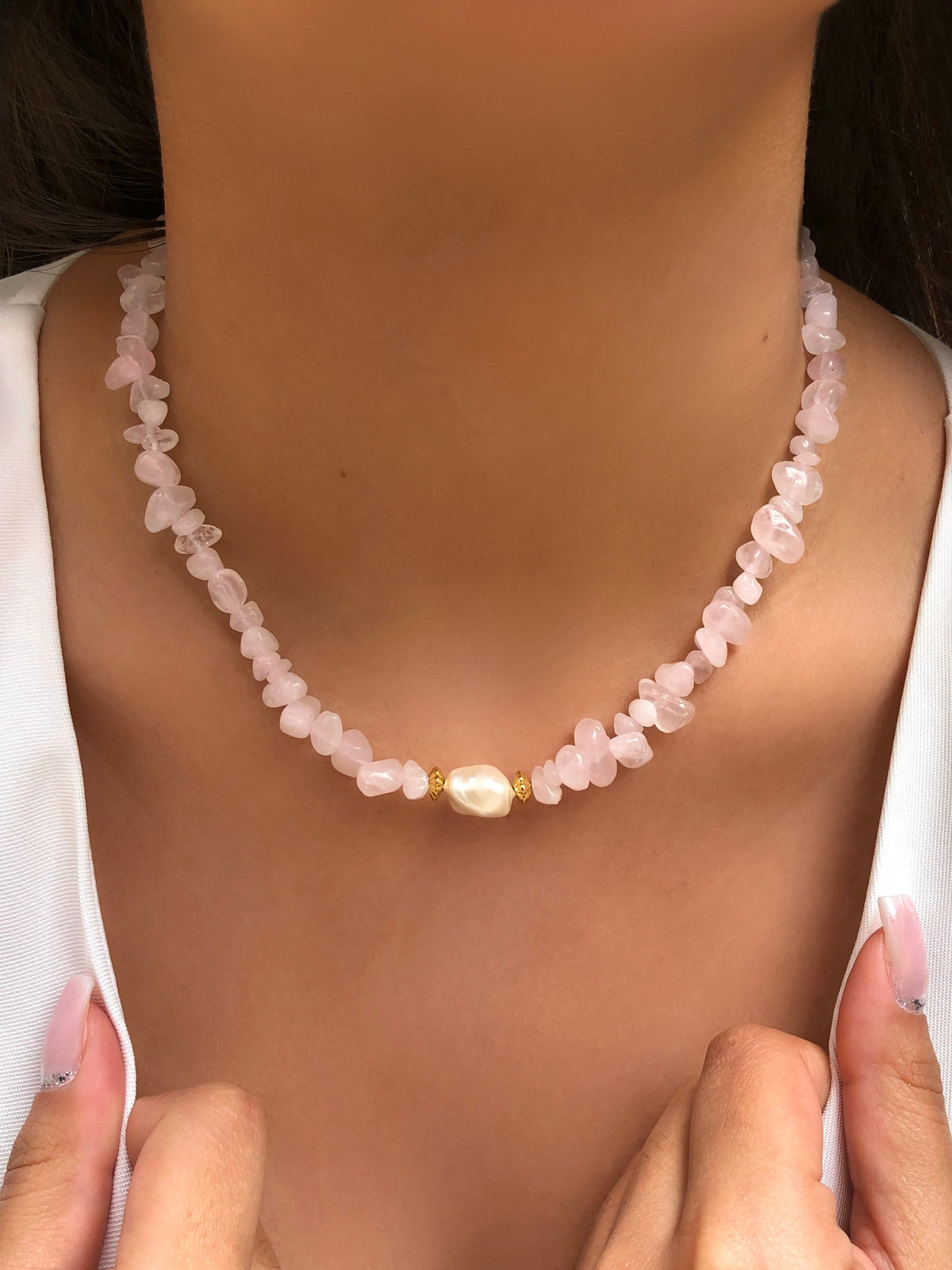 Colar Manuela Cascalho Quartzo Rosa E Pérola Barroca Shell 42cm - Tiff Joias