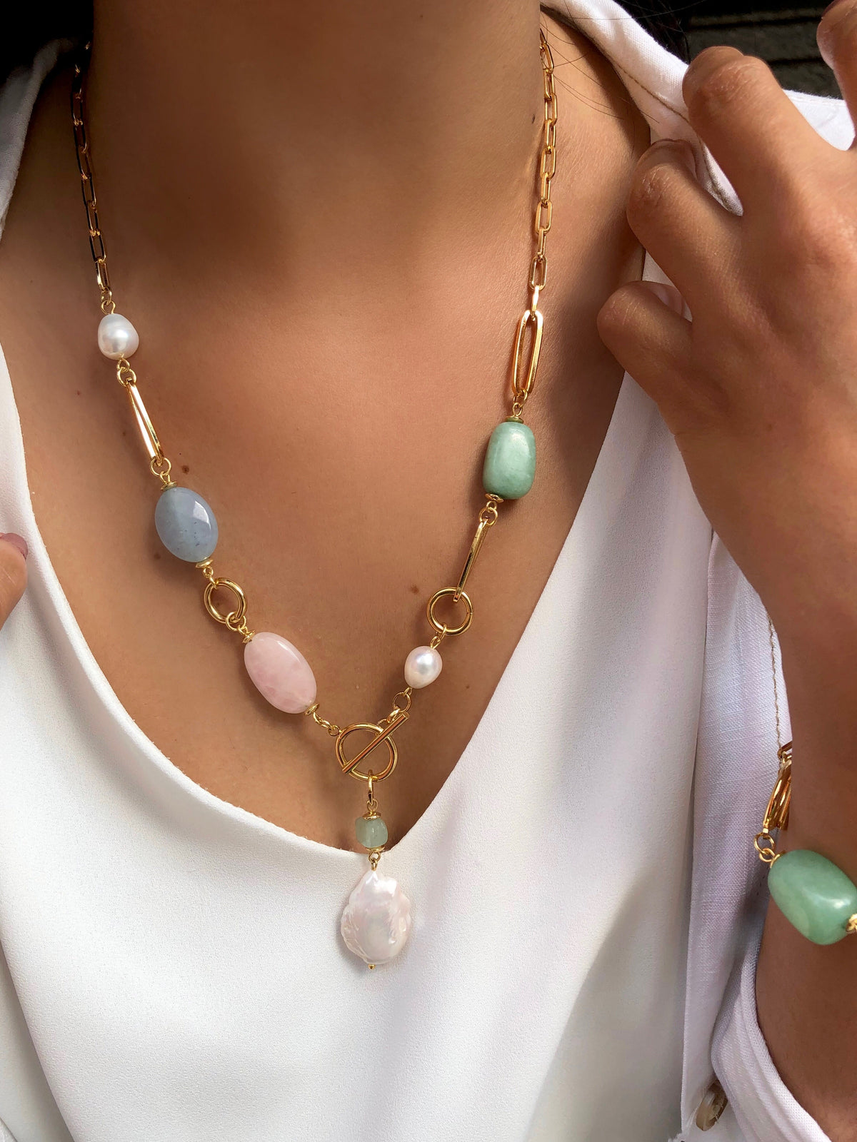 Gravata De Pedras Aventurina Verde Quartzo Rosa E Jade Azul 55cm - Tiff Joias