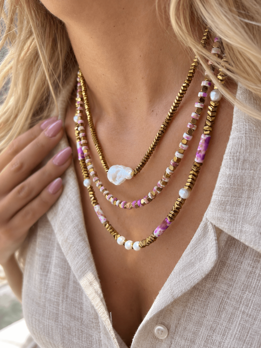 Mix de Três Colares Hematitas Com Pérolas e Pedras Cor Rosa - Tiff Joias