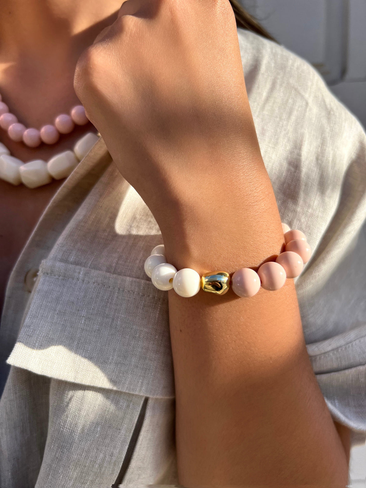 Pulseira Bolas Acrílicas Nude E Rosa - Tiff Joias