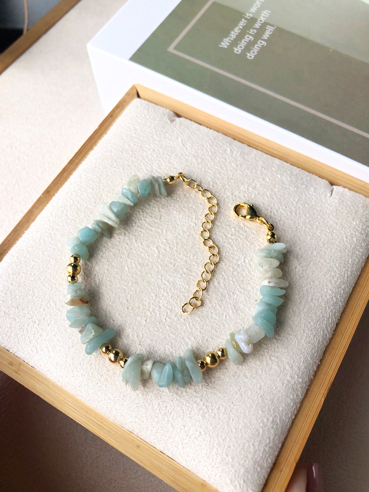 Pulseira Cascalho Amazonita E Detalhes Em Banho Ouro 16cm - Tiff Joias
