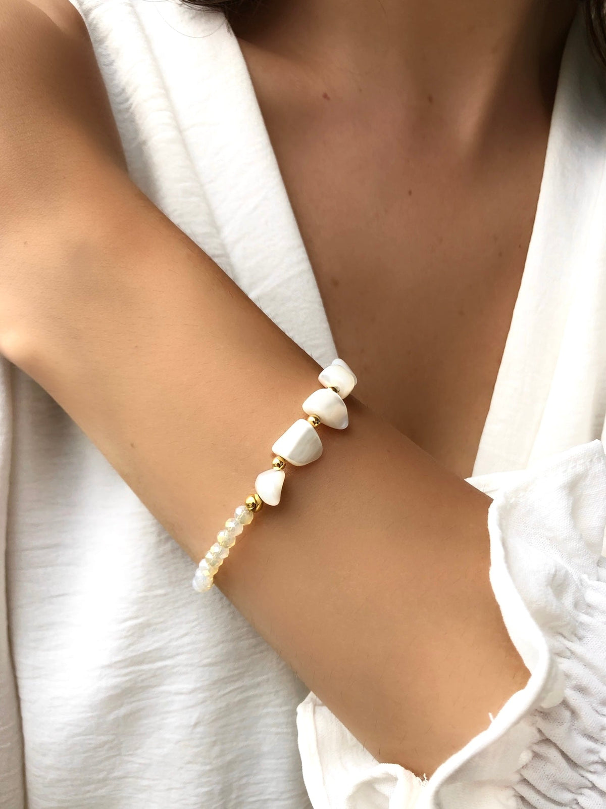 Pulseira Cristais Com Bolinhas E Cascalho Madrepérola - Tiff Joias