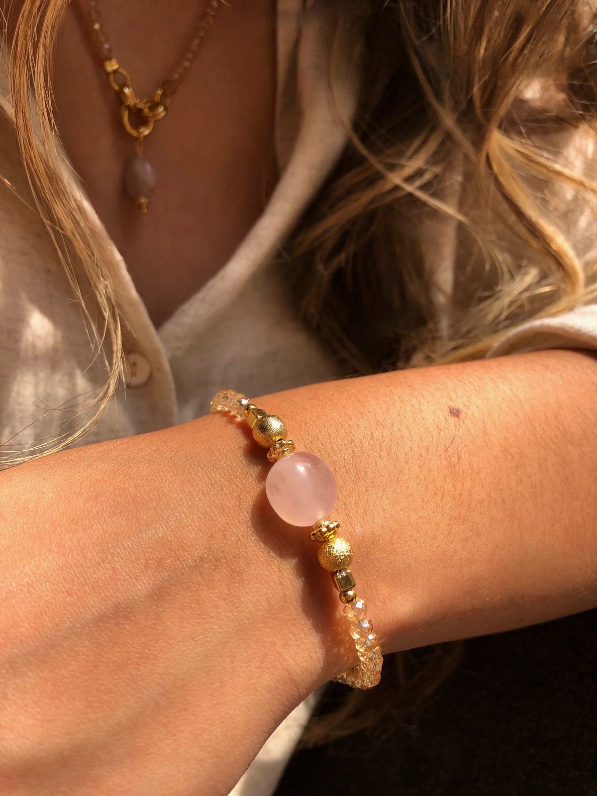 Pulseira Fernanda Pedra Rolada Quartzo Rosa - Tiff Joias