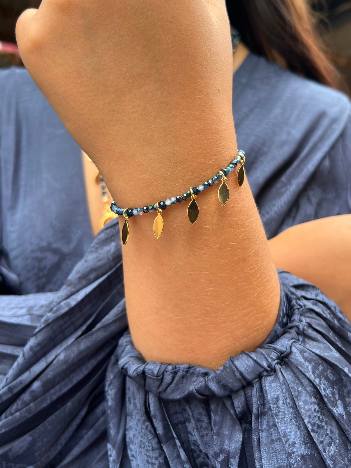 Pulseira Mix Tons Azuis Com Navetes Banho Ouro 16cm - Tiff Joias