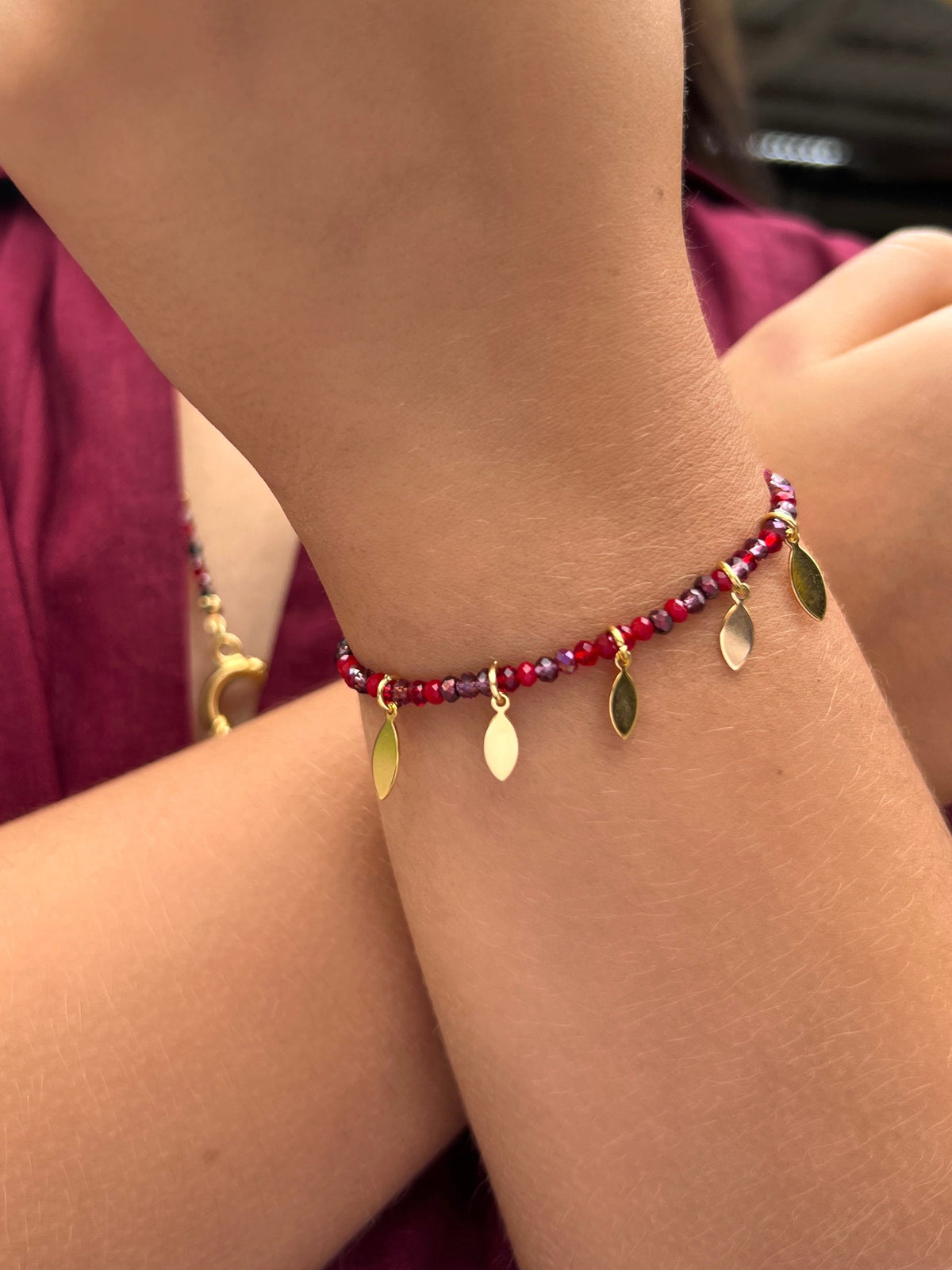 Pulseira Mix Tons Vermelhos e Mini Navetes 16cm - Tiff Joias