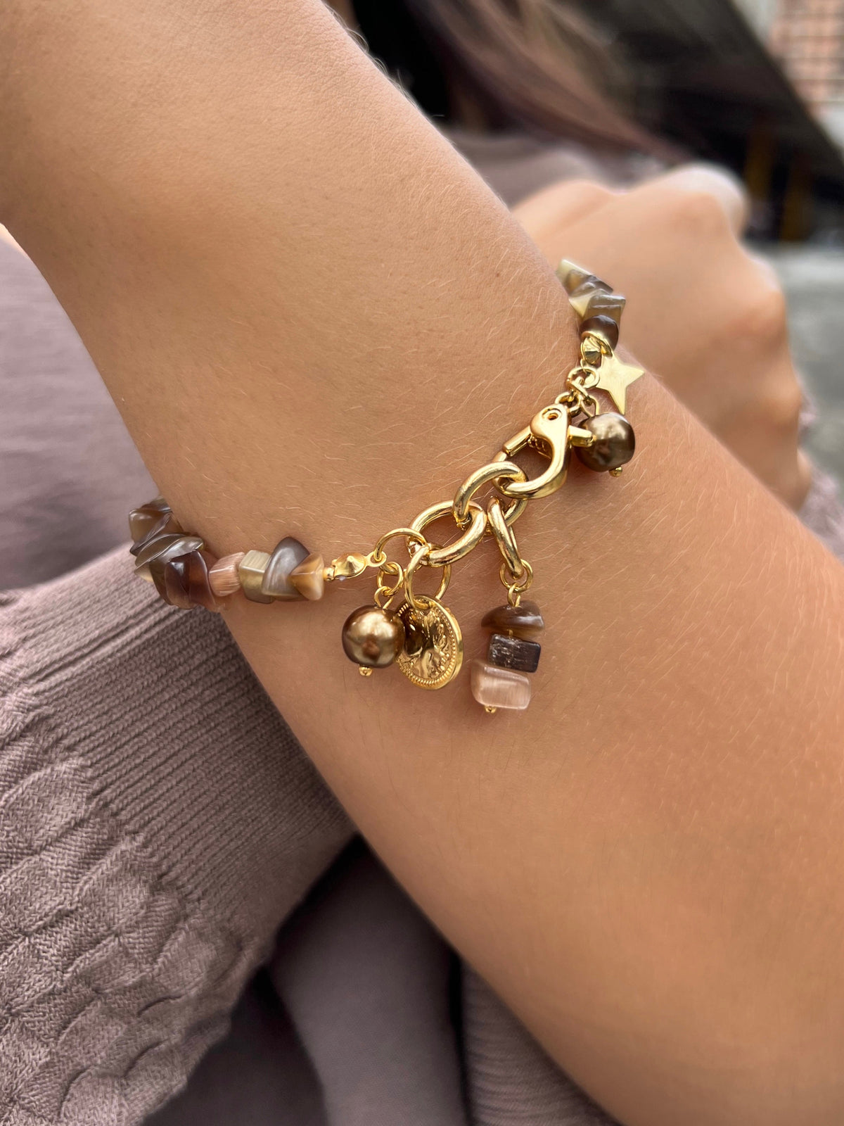 Pulseira Pedras Naturais Ágata Marrom e Pingentes 20cm - Tiff Joias
