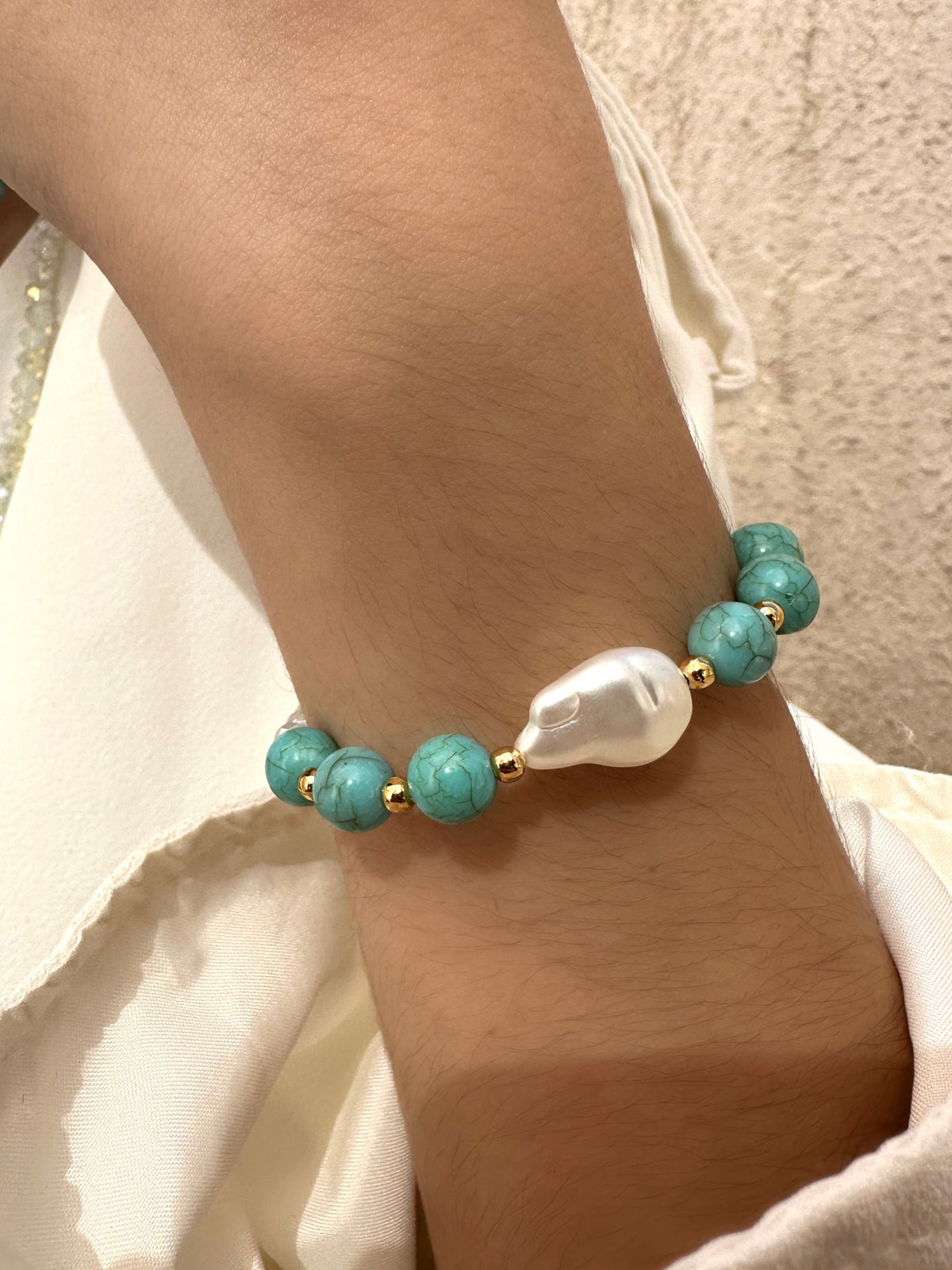 Pulseira Pérola Barroca E Turquesas Acrílicas - Tiff Joias