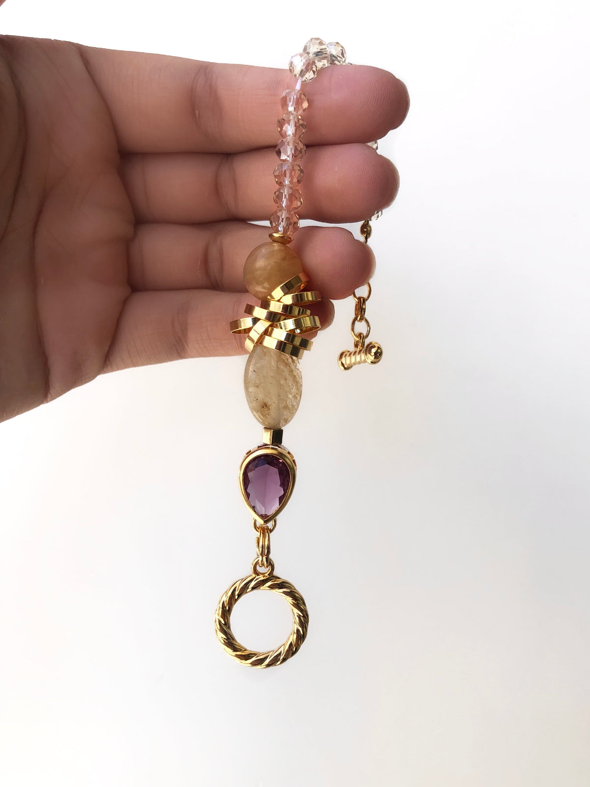 Pulseira Rebeca Pedra Quartzo Rutilado, Gota Lapidada Cor Ametista E Fecho Torcido 20cm - Tiff Joias
