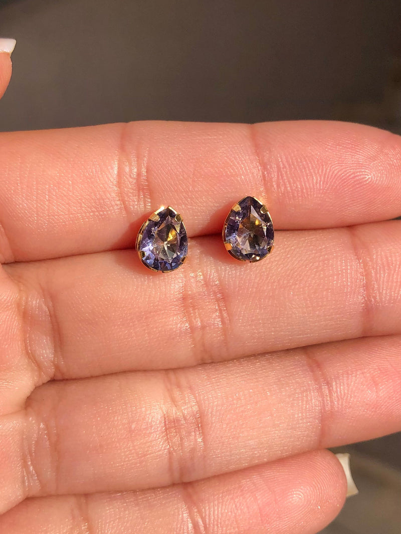 Par De Brincos Mini Gota Cristal Lapidado Cor Tanzanita