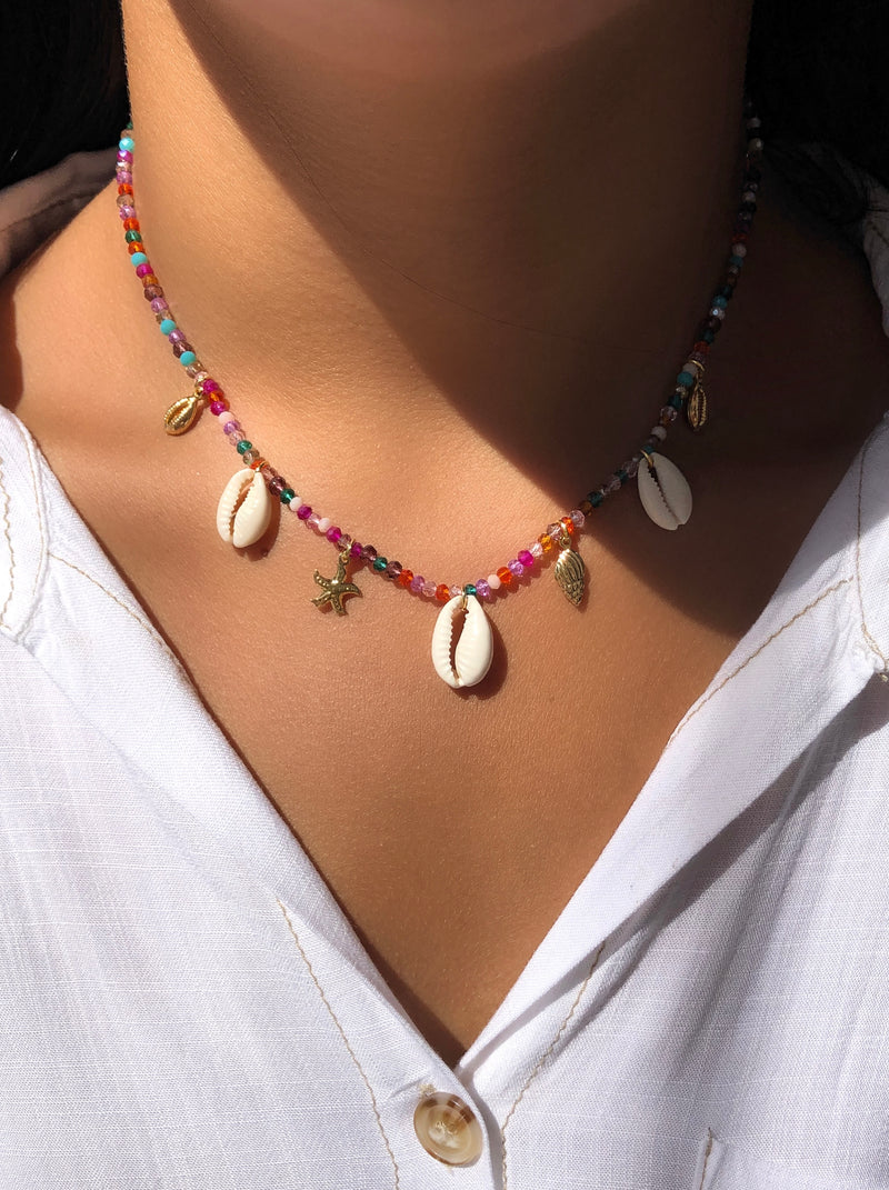 Colar Bárbara Mix Cristais Coloridos E Búzio Natural Com Pingentes Fundo Do Mar