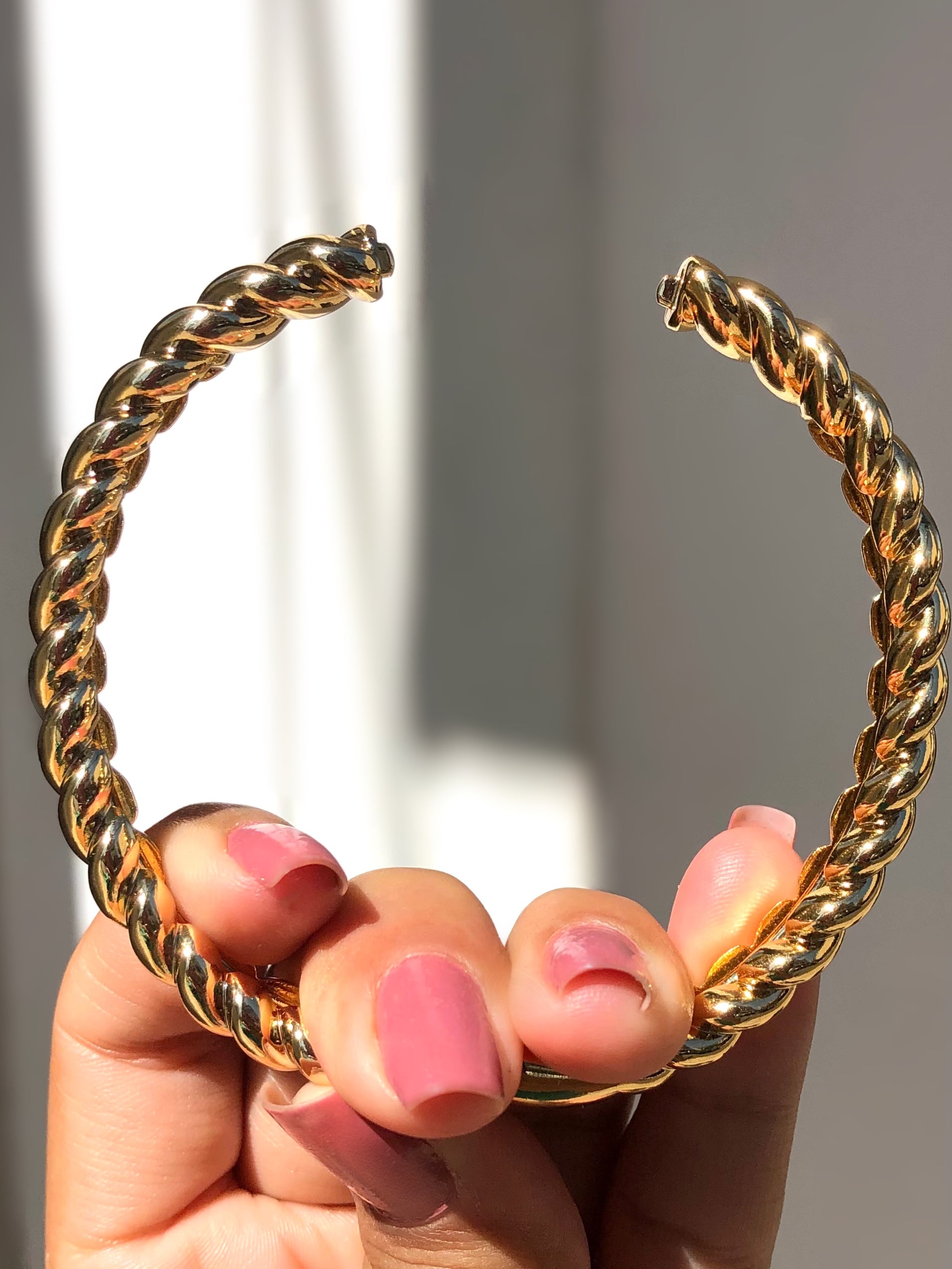 Bracelete Joice Volta Torcida 17cm